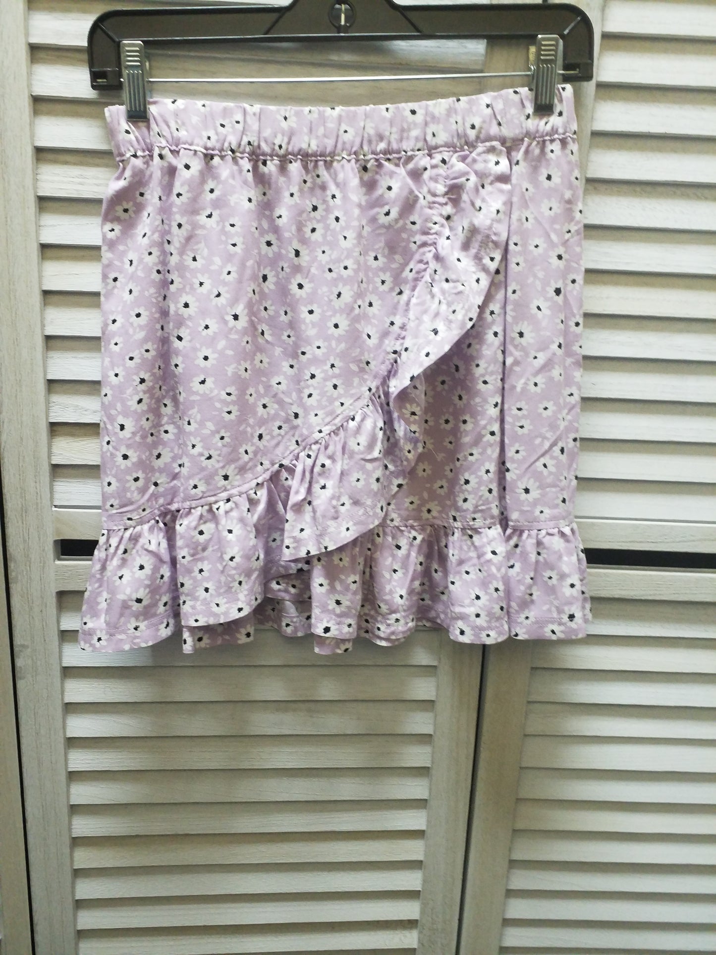 Skirt Mini & Short By Divided Size: 4