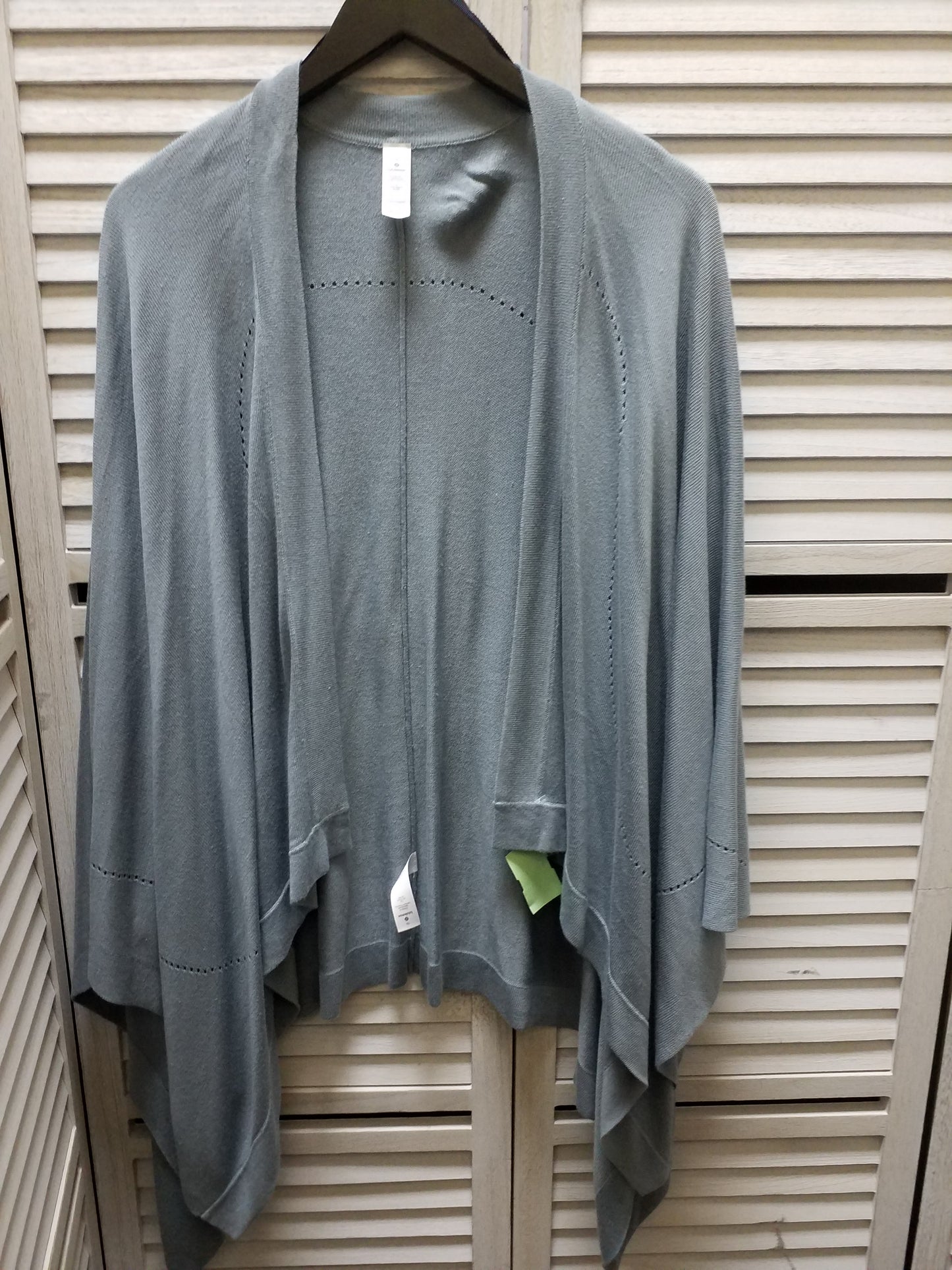 Shawl By Lululemon Size: Onesize