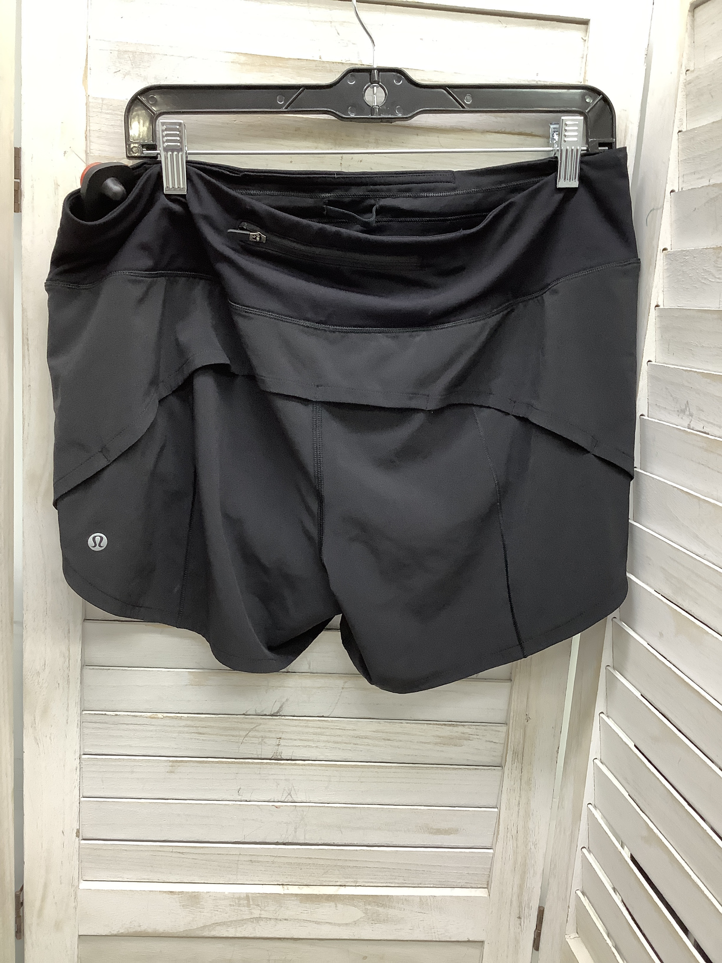 Athletic Shorts By Lululemon Size: 12