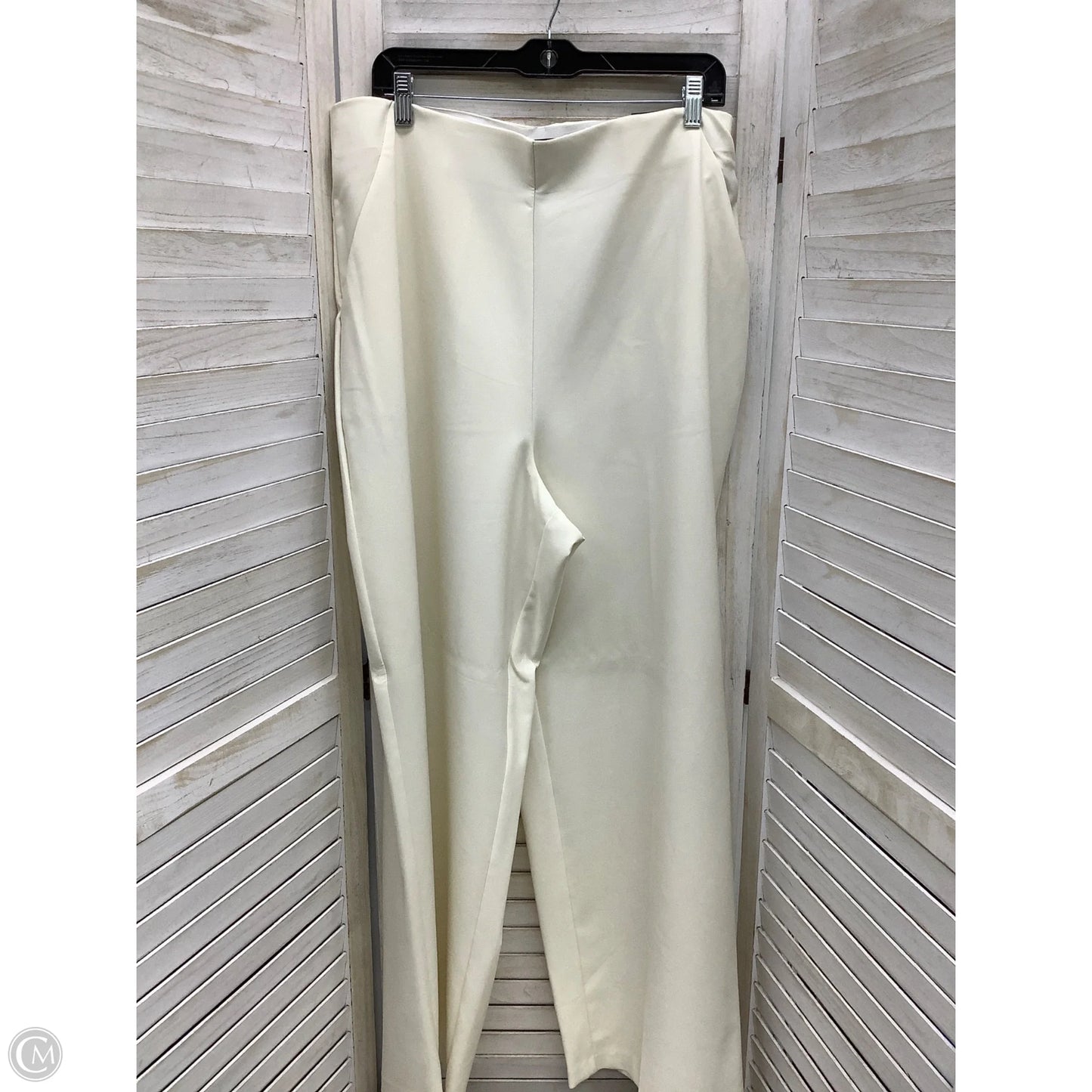 Pants Chinos & Khakis By Torrid In Ivory, Size: 2x