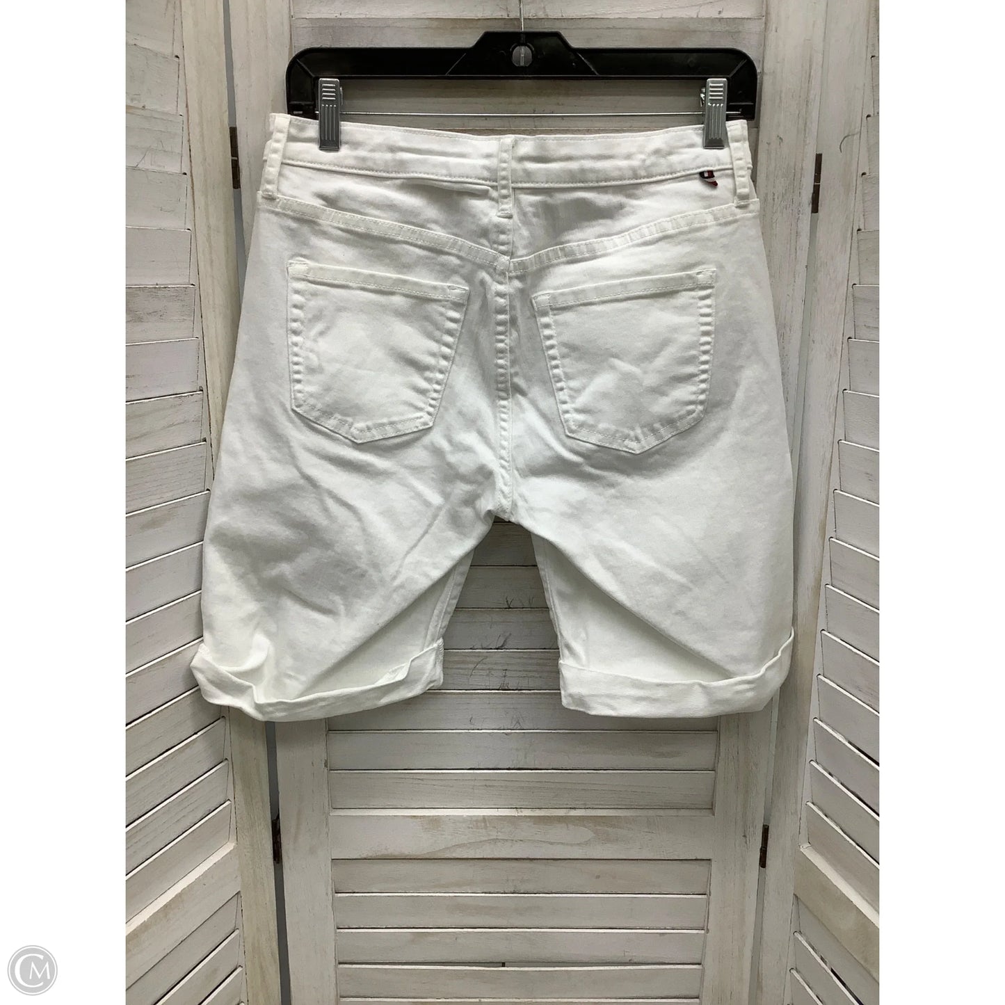 Shorts By Tommy Hilfiger In White, Size: 6