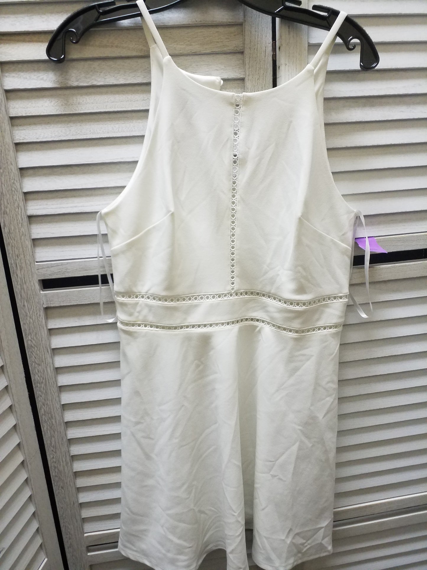 Dress Casual Short By By & By Size: M