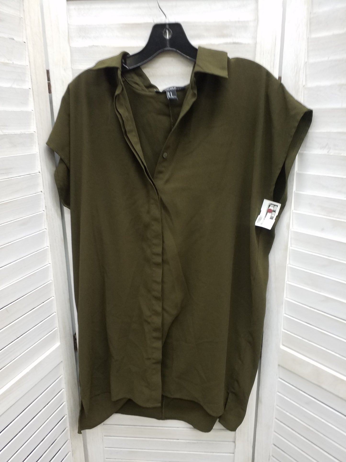Tunic Short Sleeve By Forever 21 Size: M
