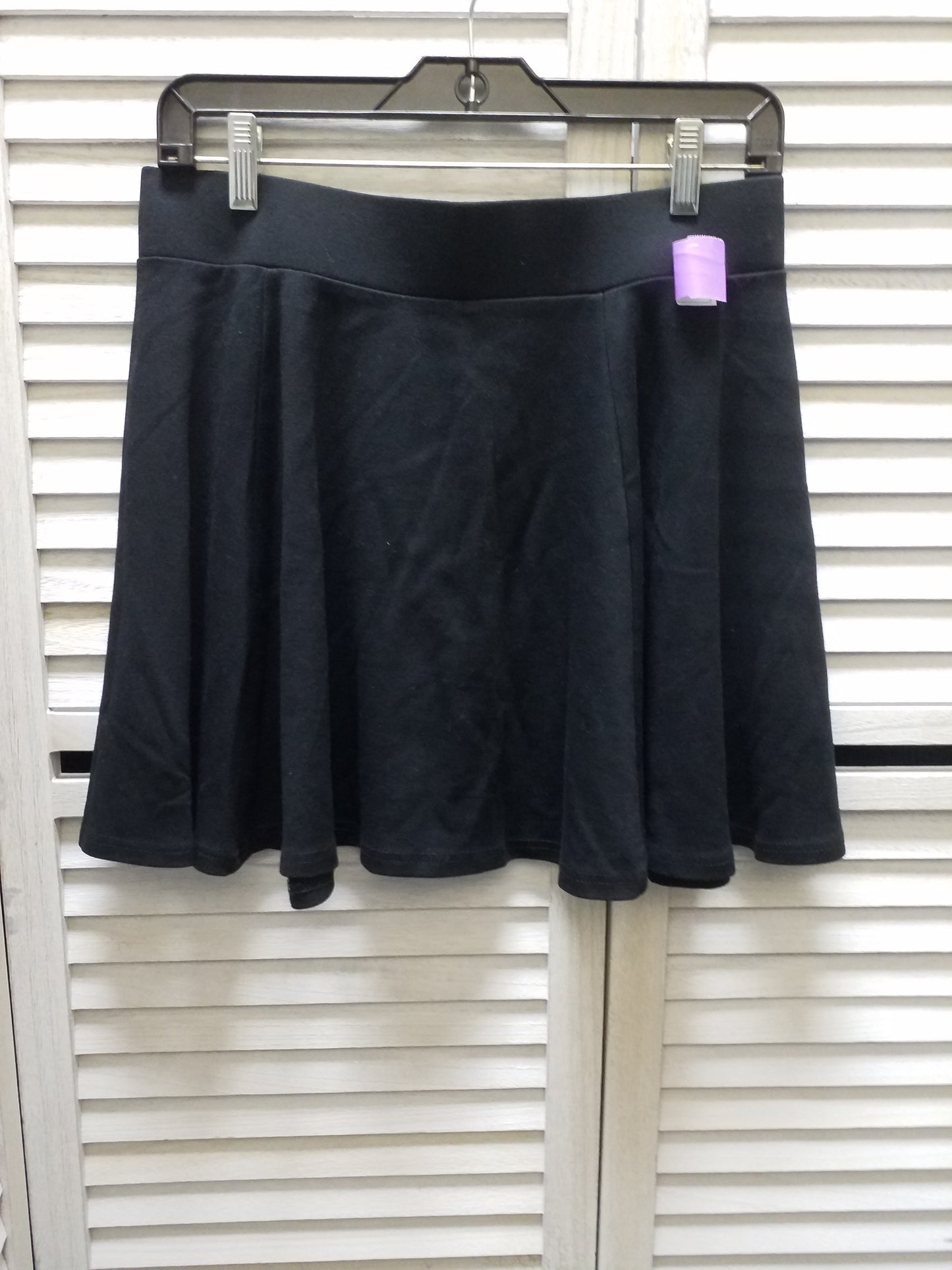 Skirt Mini & Short By Divided Size: M
