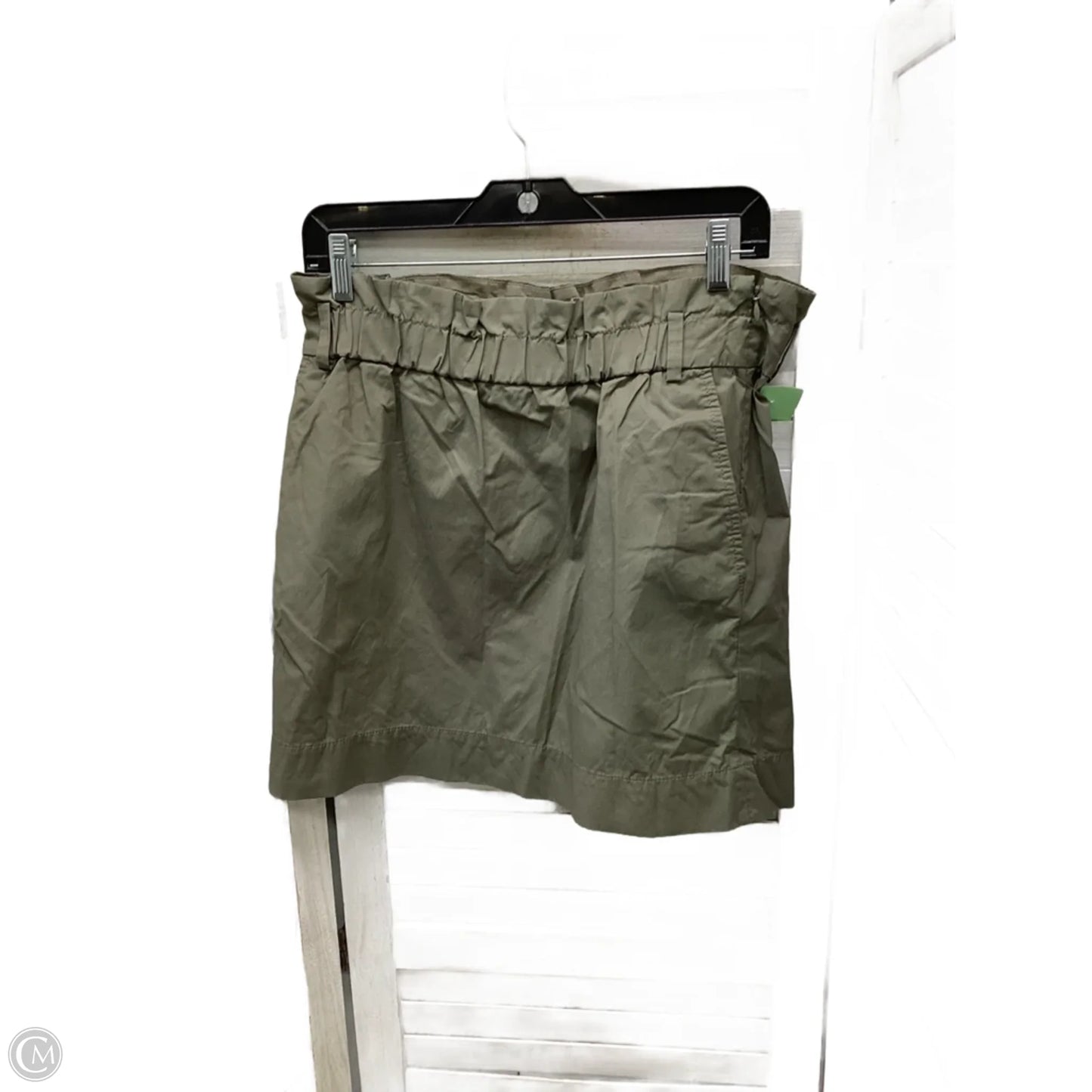 Shorts By Banana Republic In Green, Size: 6