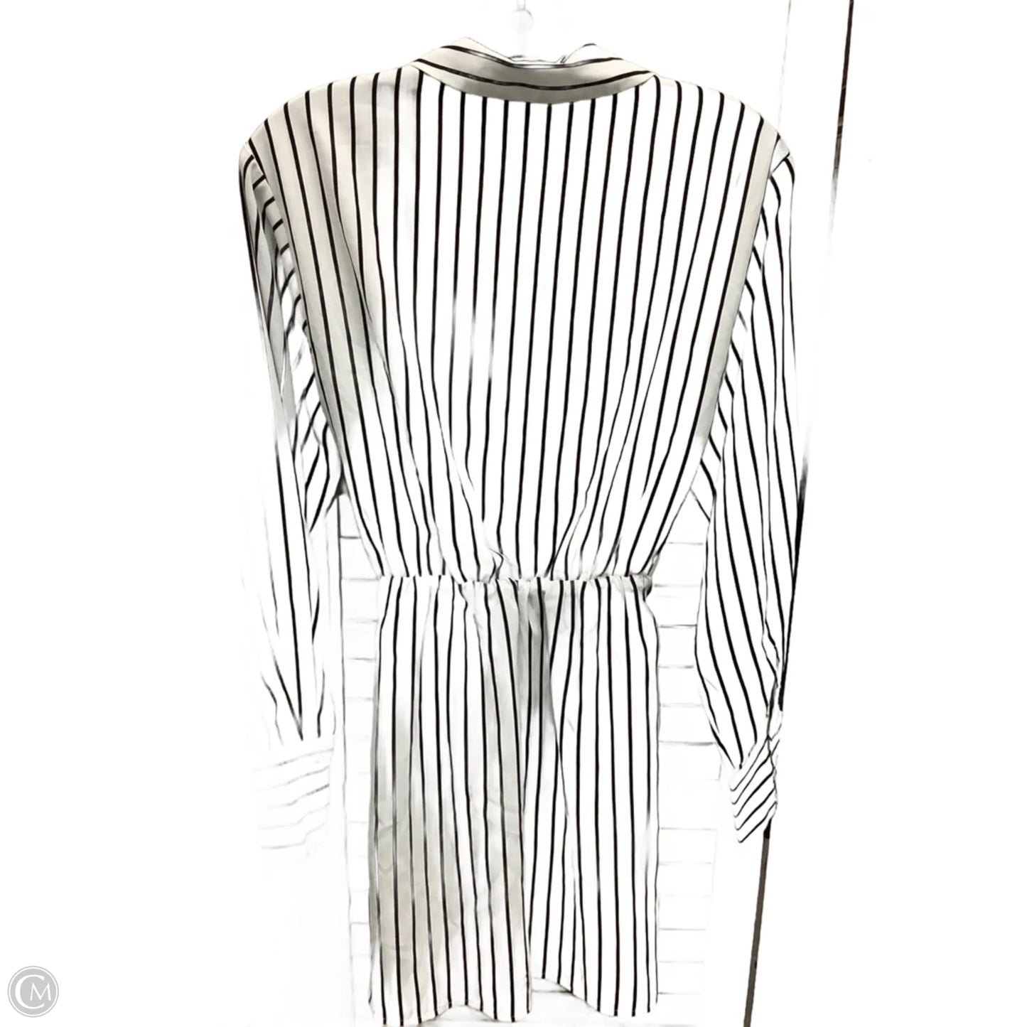 Dress Casual Short By Abercrombie And Fitch In Striped Pattern, Size: S