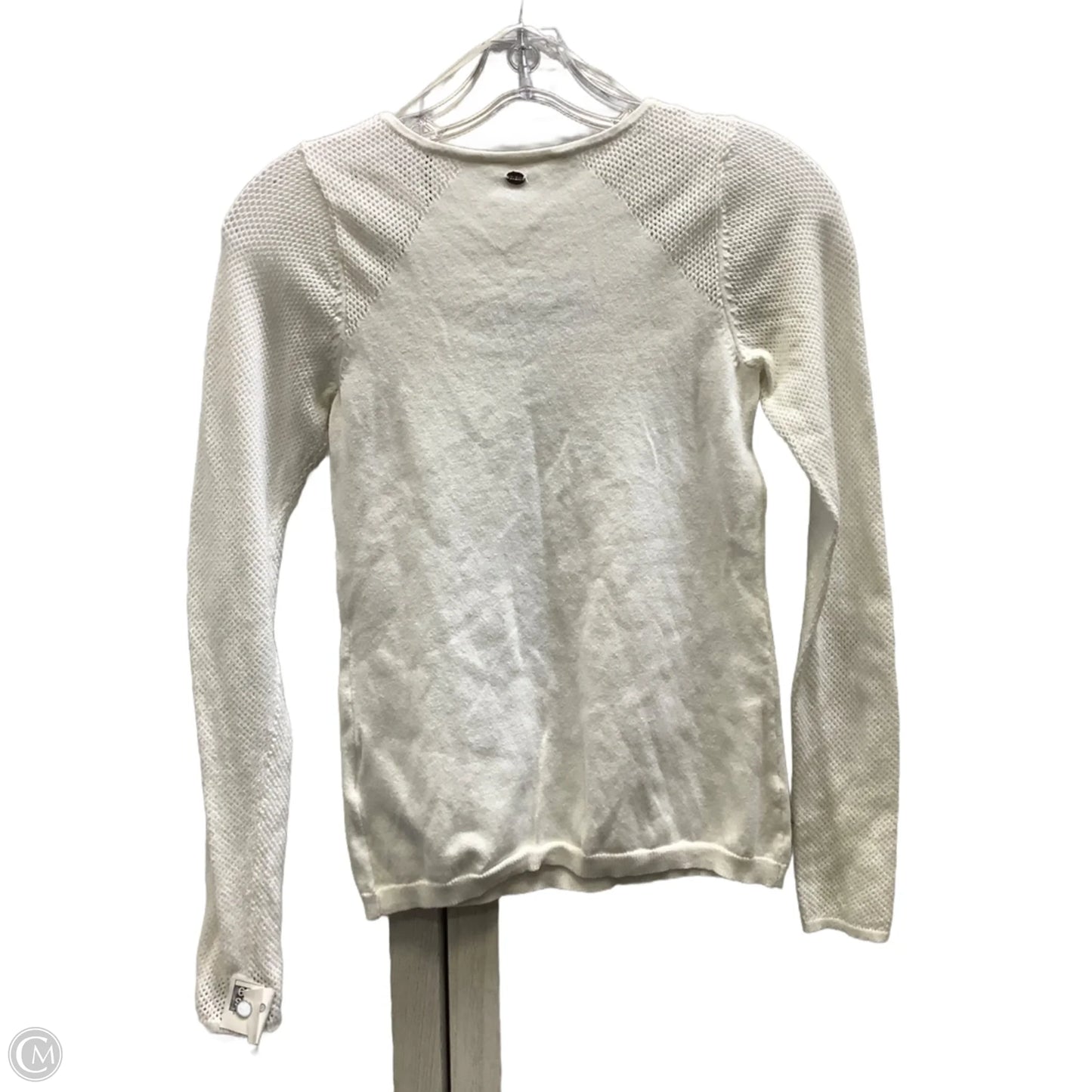 Top Long Sleeve By Guess In White, Size: S