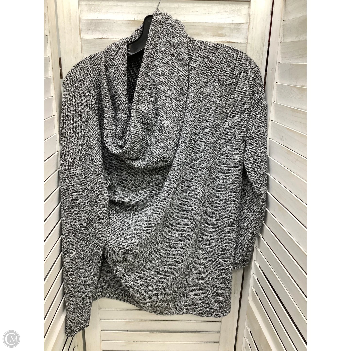 Sweatshirt Hoodie By Lou And Grey In Grey, Size: S