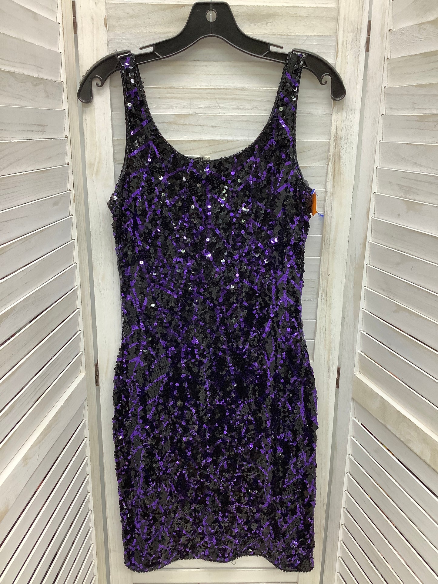 Dress Party Midi By Black Tie Size: 8