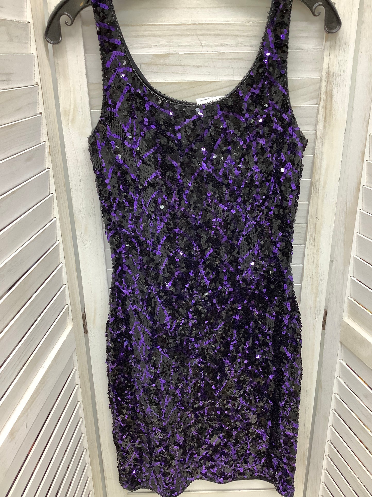 Dress Party Midi By Black Tie Size: 8