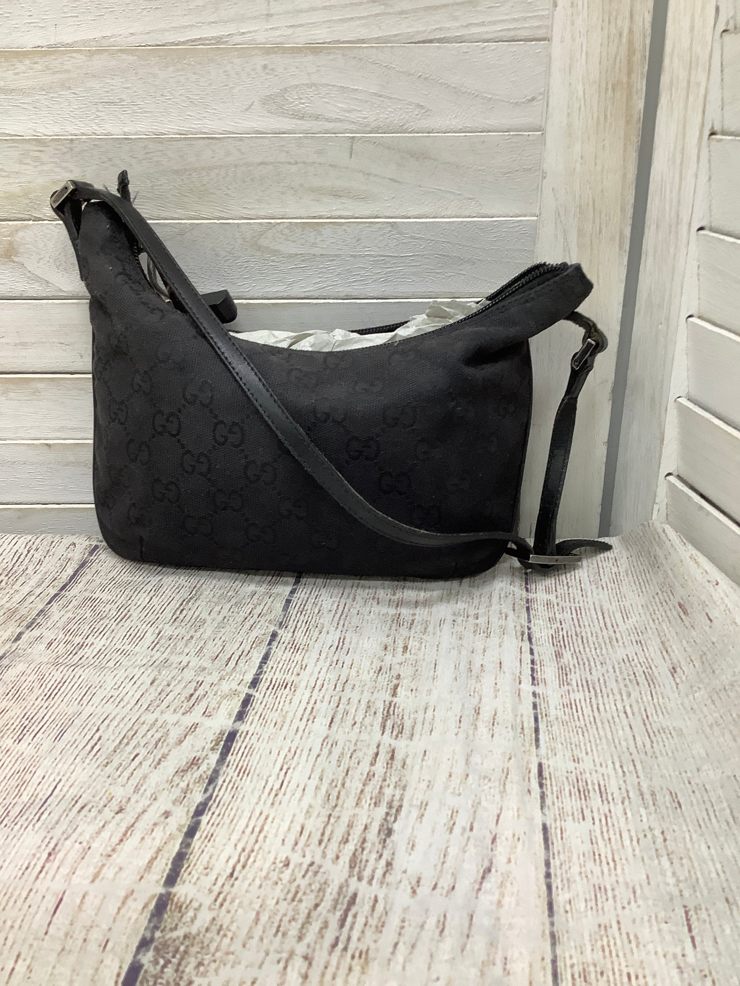 Handbag Luxury Designer By Gucci Size: Small