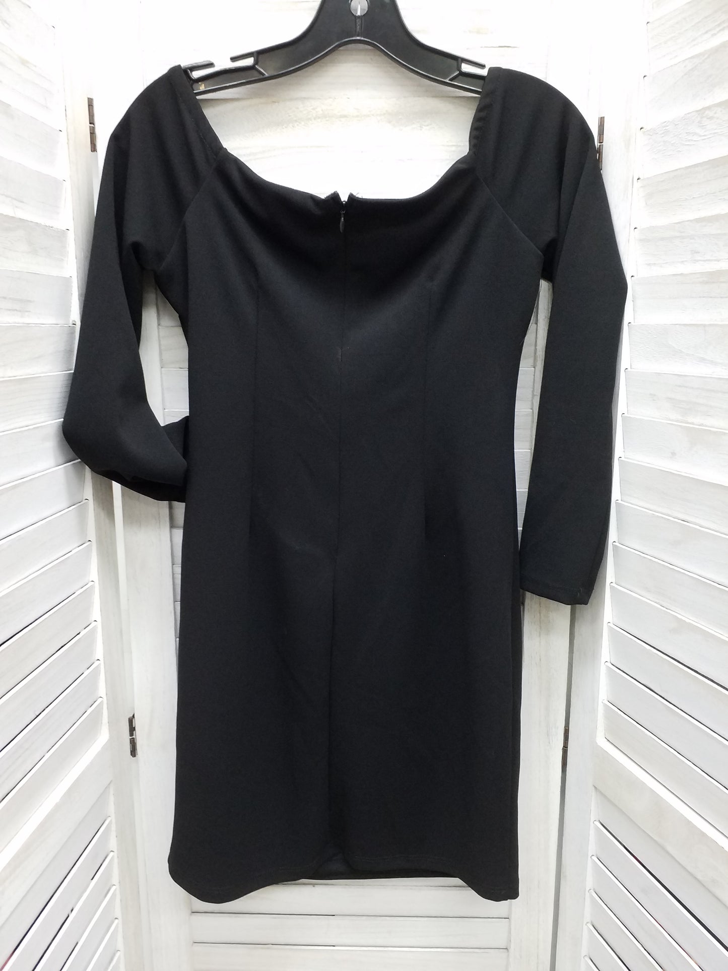 Dress Party Short By Clothes Mentor Size: M