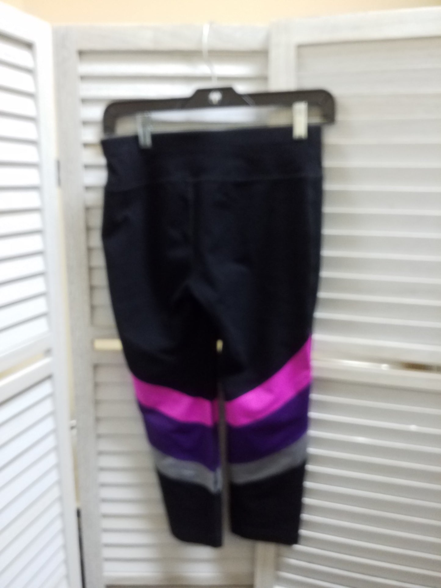 Athletic Leggings Capris By Fila Size: S