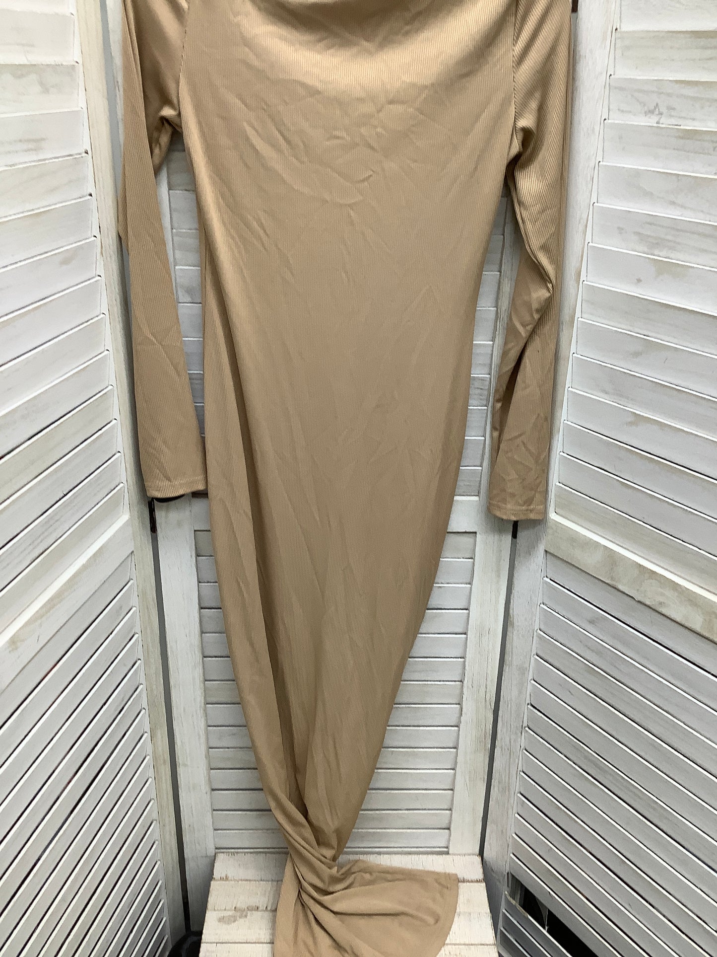 Dress Casual Maxi By Clothes Mentor Size: M