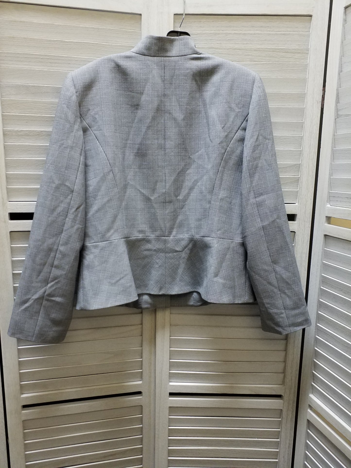 Blazer By Tahari Size: 14