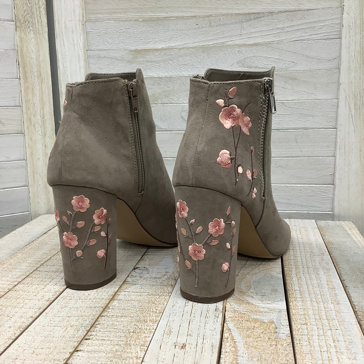 Boots Ankle Heels By Candies Size: 10