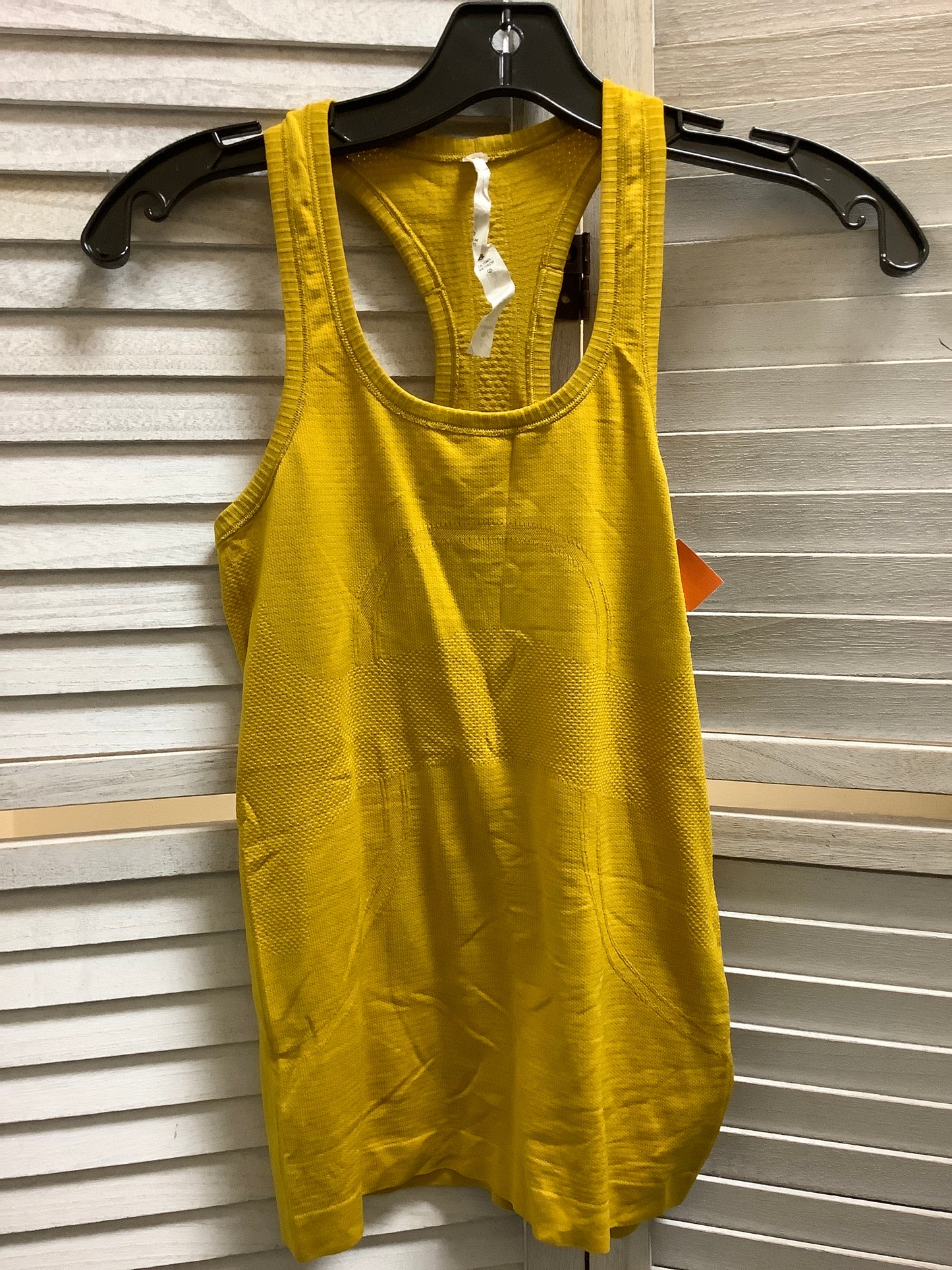 Athletic Tank Top By Lululemon Size: 4