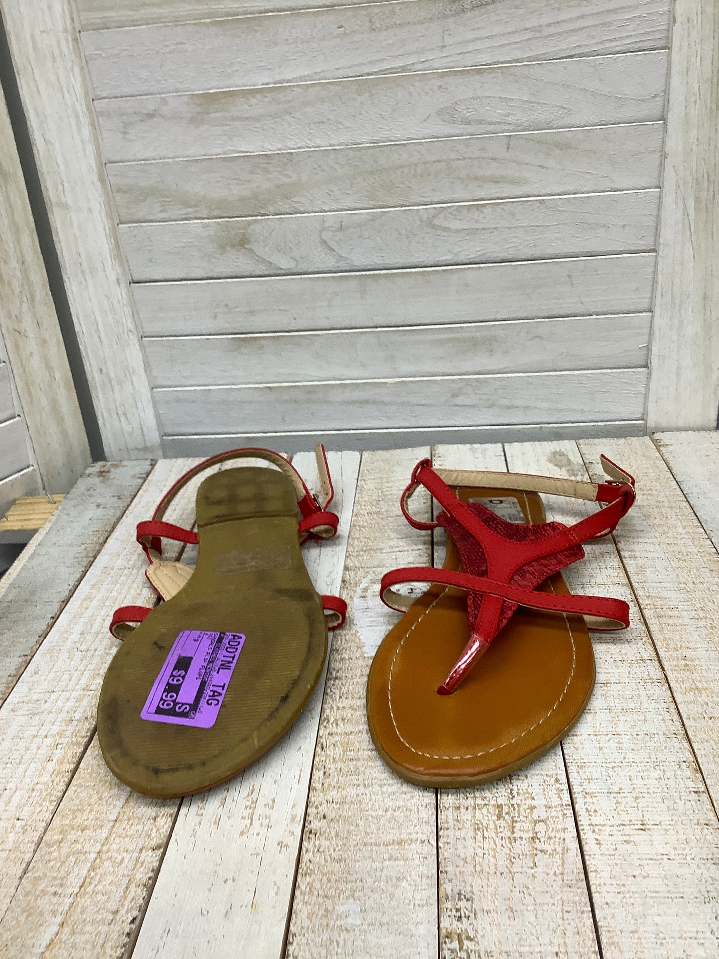 Sandals Flip Flops By Clothes Mentor Size: 9