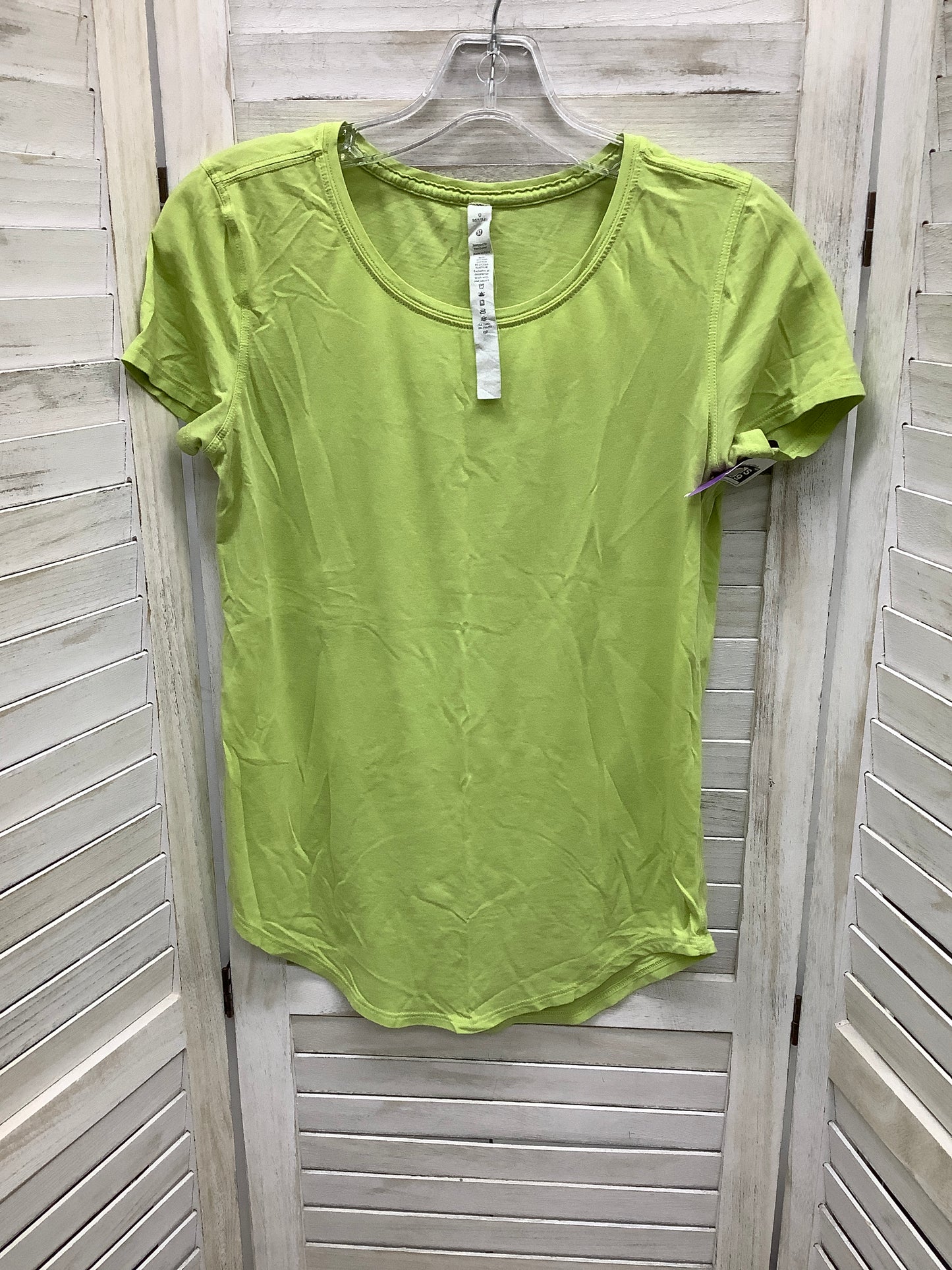 Athletic Top Short Sleeve By Lululemon Size: 0