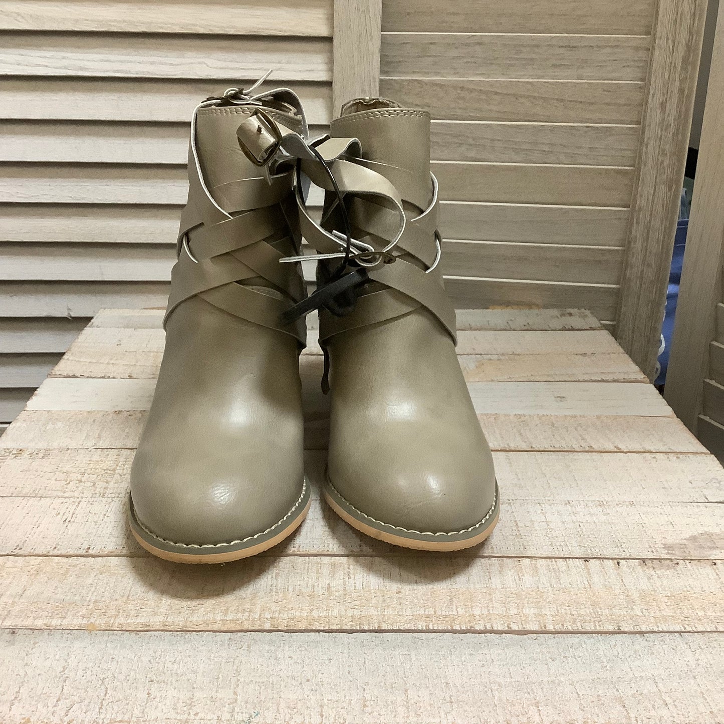 Boots Ankle Heels By Journee Size: 8.5