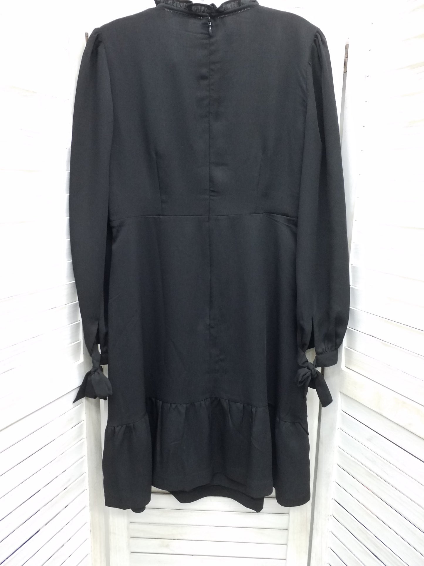 Dress Casual Midi By Ann Taylor Size: 6