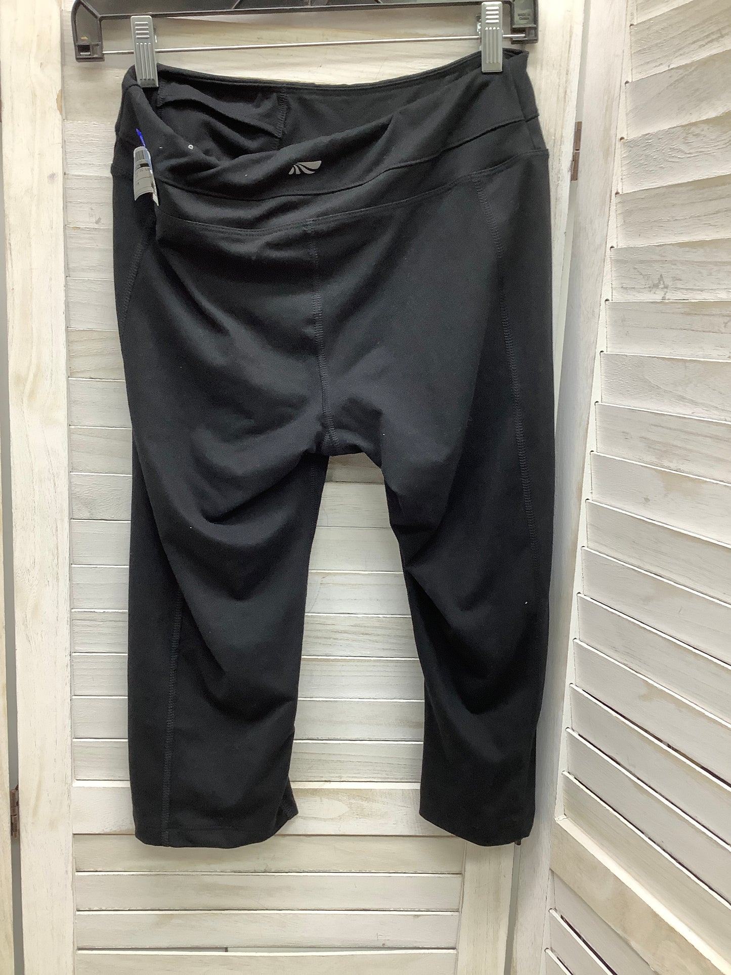 Athletic Leggings Capris By Marika Size: M