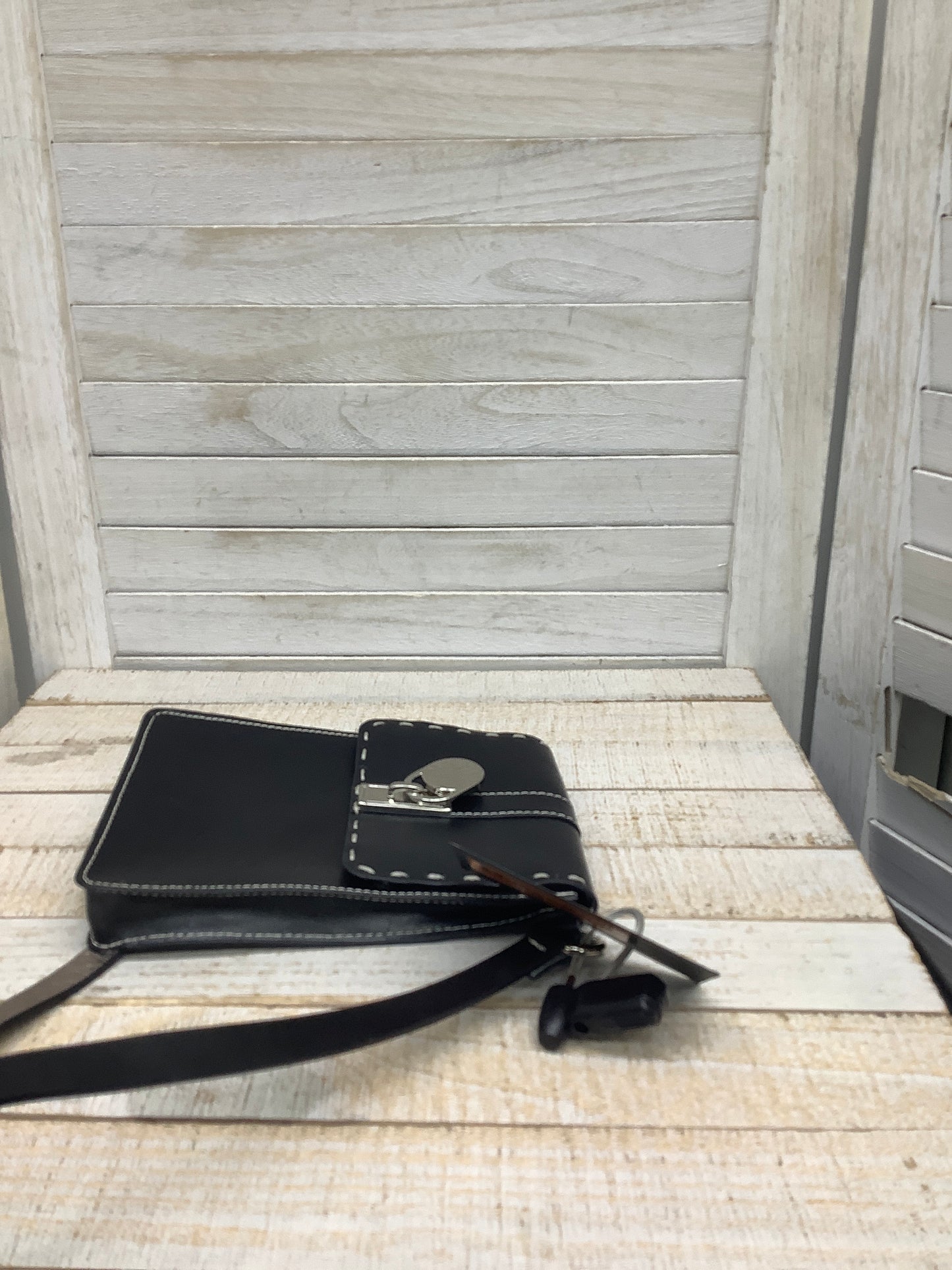 Crossbody Designer By Michael Kors Size: Small