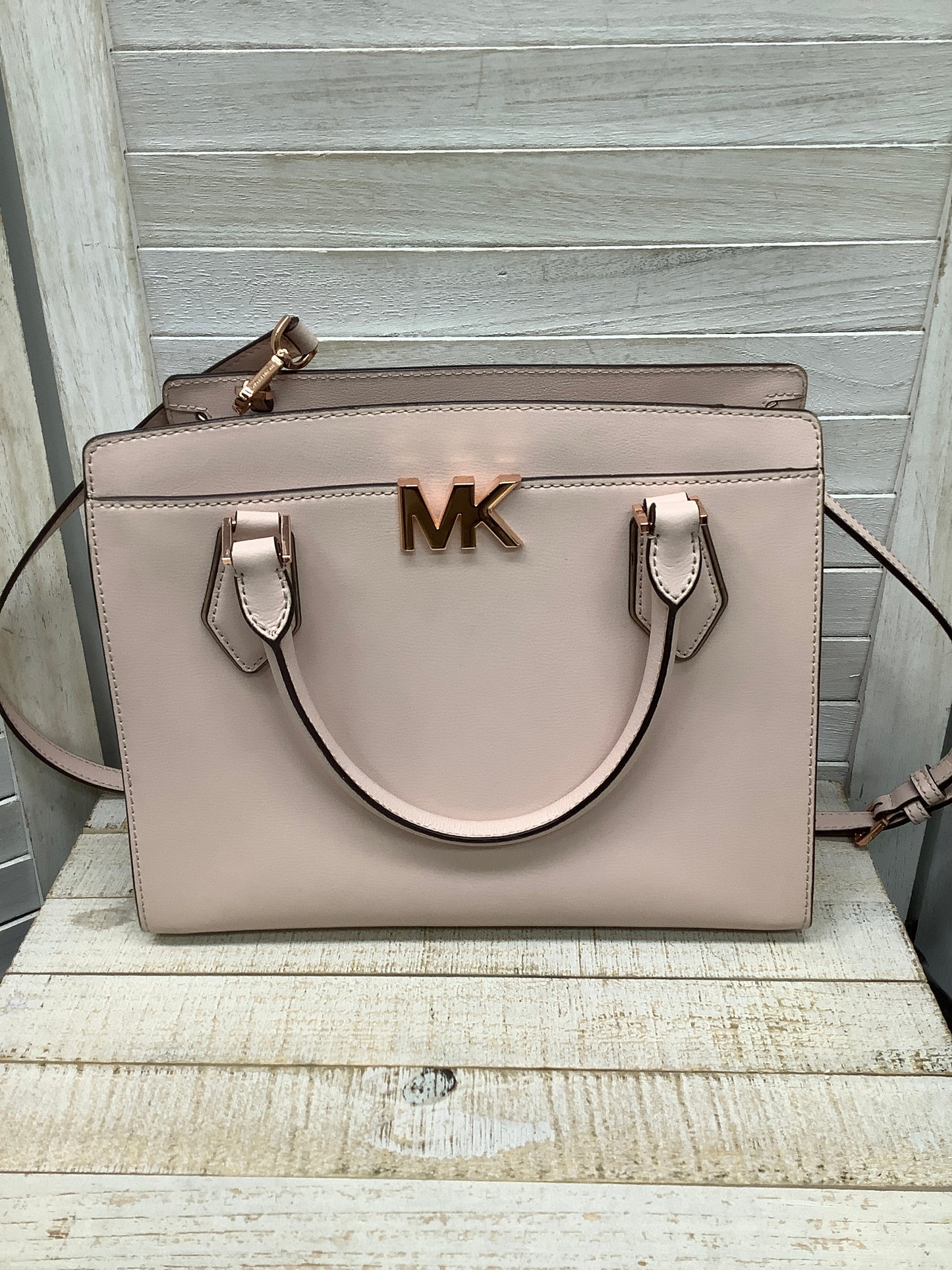 Crossbody Designer By Michael Kors Size: Medium