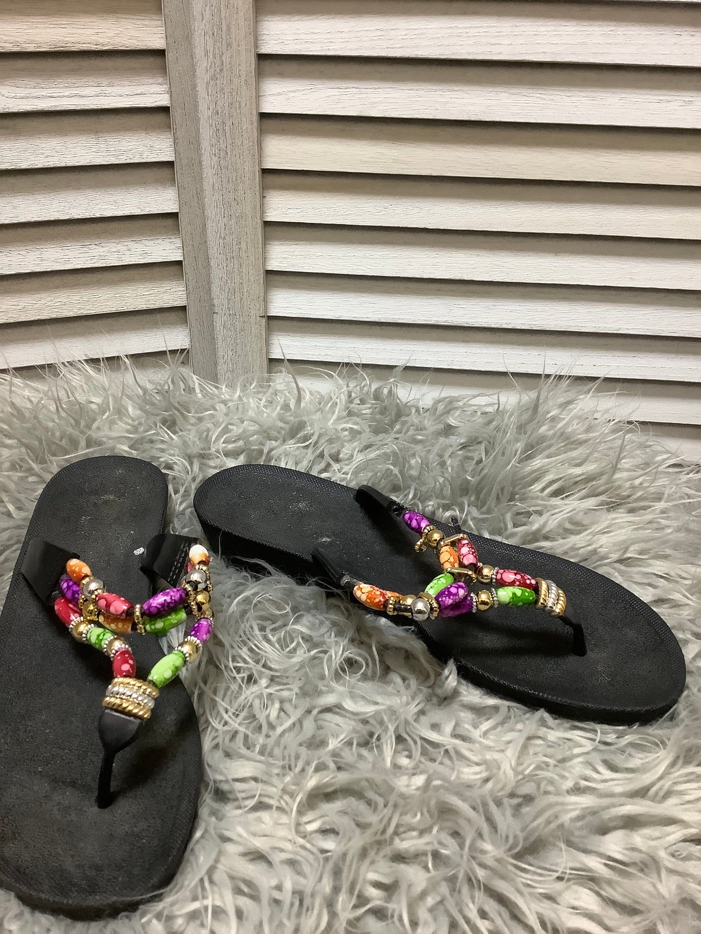 Sandals Flip Flops By Clothes Mentor Size: 8