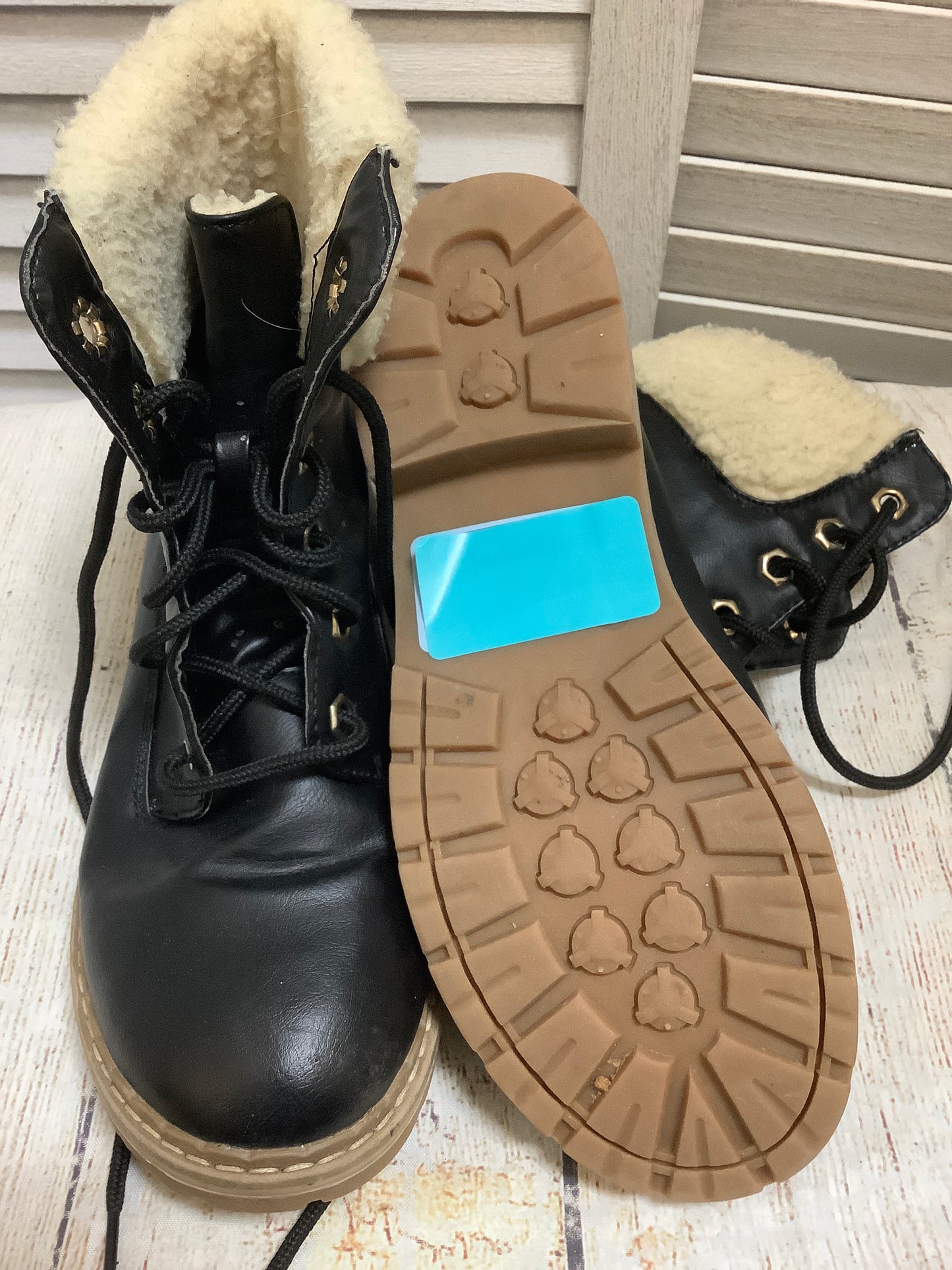 Boots Ankle Flats By Forever Size: 6