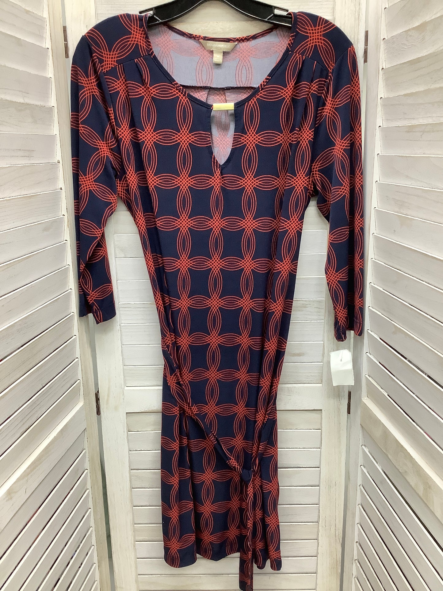Dress Casual Short By Banana Republic Size: M