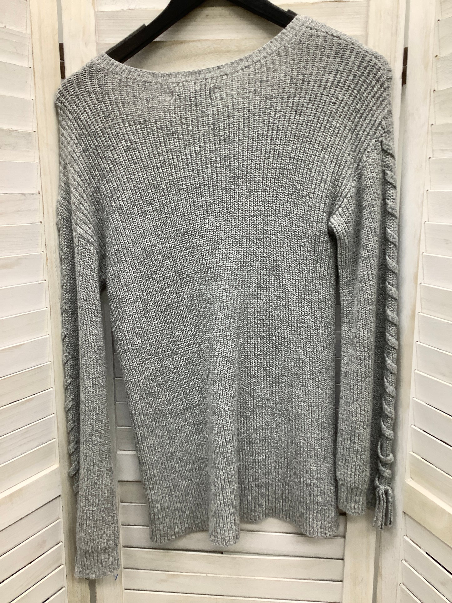 Sweater By American Eagle Size: Xs