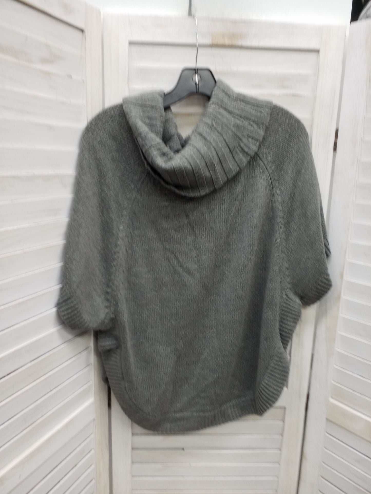 Sweater By New York And Co Size: L