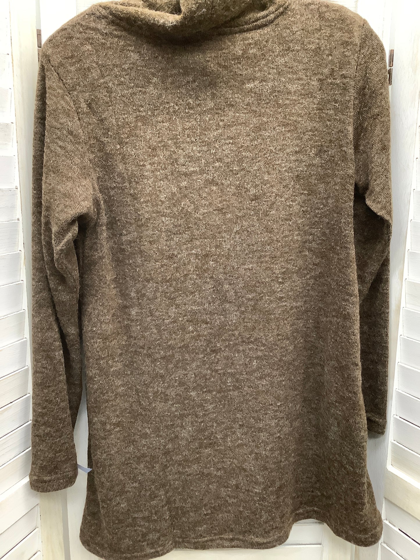 Sweater By Clothes Mentor Size: S
