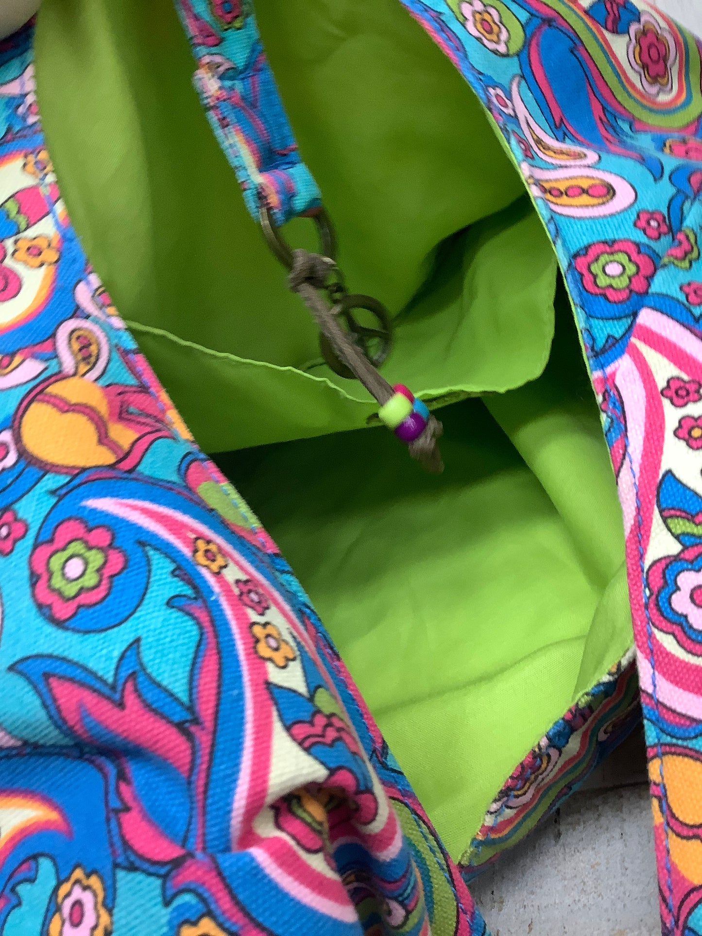 Handbag By Clothes Mentor Size: Medium