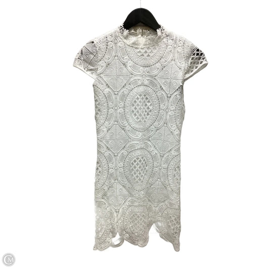 Dress Party Short By Clothes Mentor In White, Size: Xs