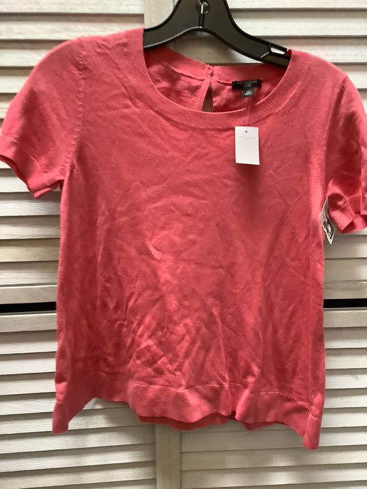 Top Short Sleeve Basic By Ann Taylor  Size: Petite   Small