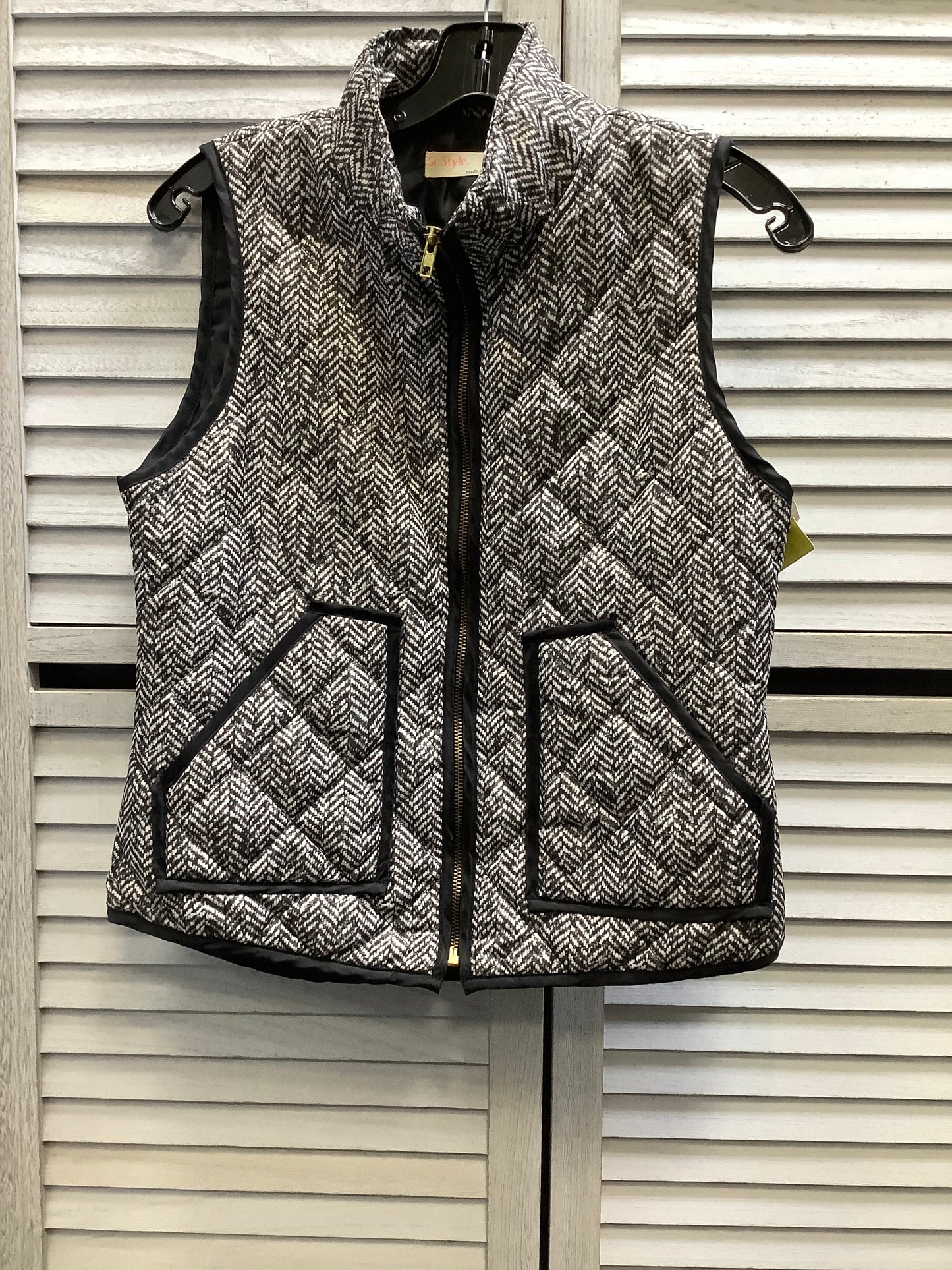 Vest Puffer & Quilted By Clothes Mentor In Black White, Size: S