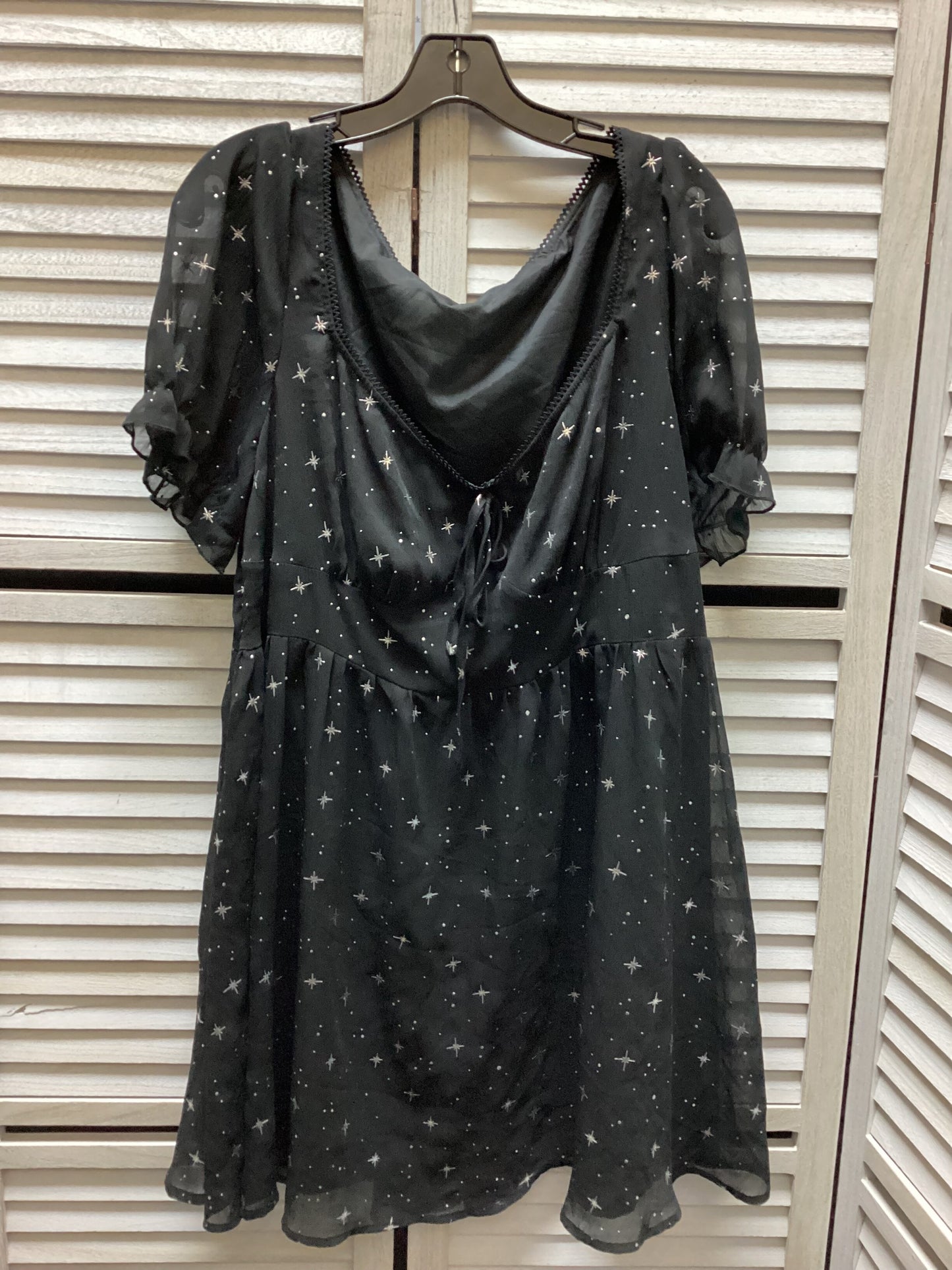 Dress Casual Short By Clothes Mentor  Size: 1x