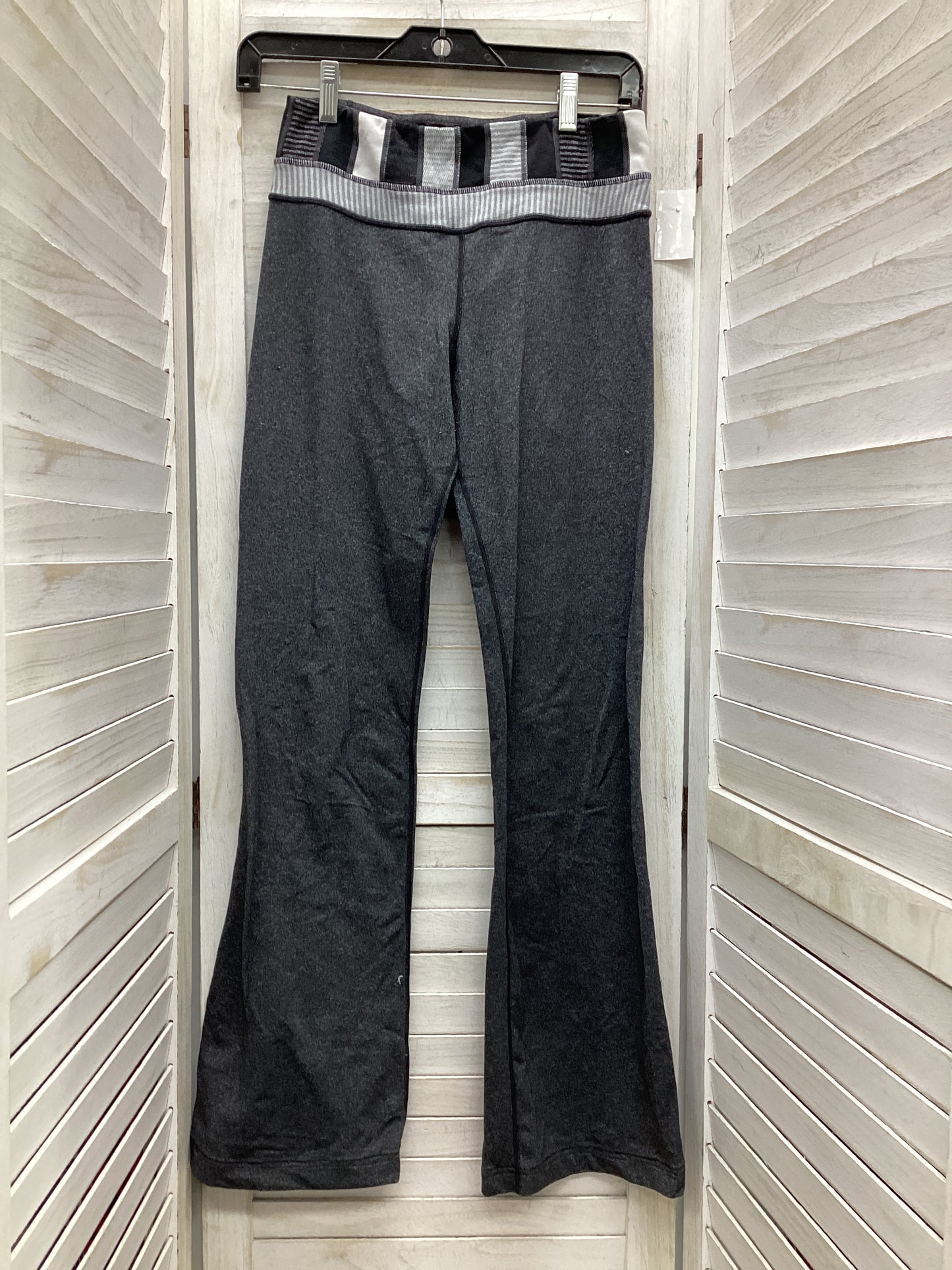 Athletic Leggings By Lululemon In Grey, Size: 4