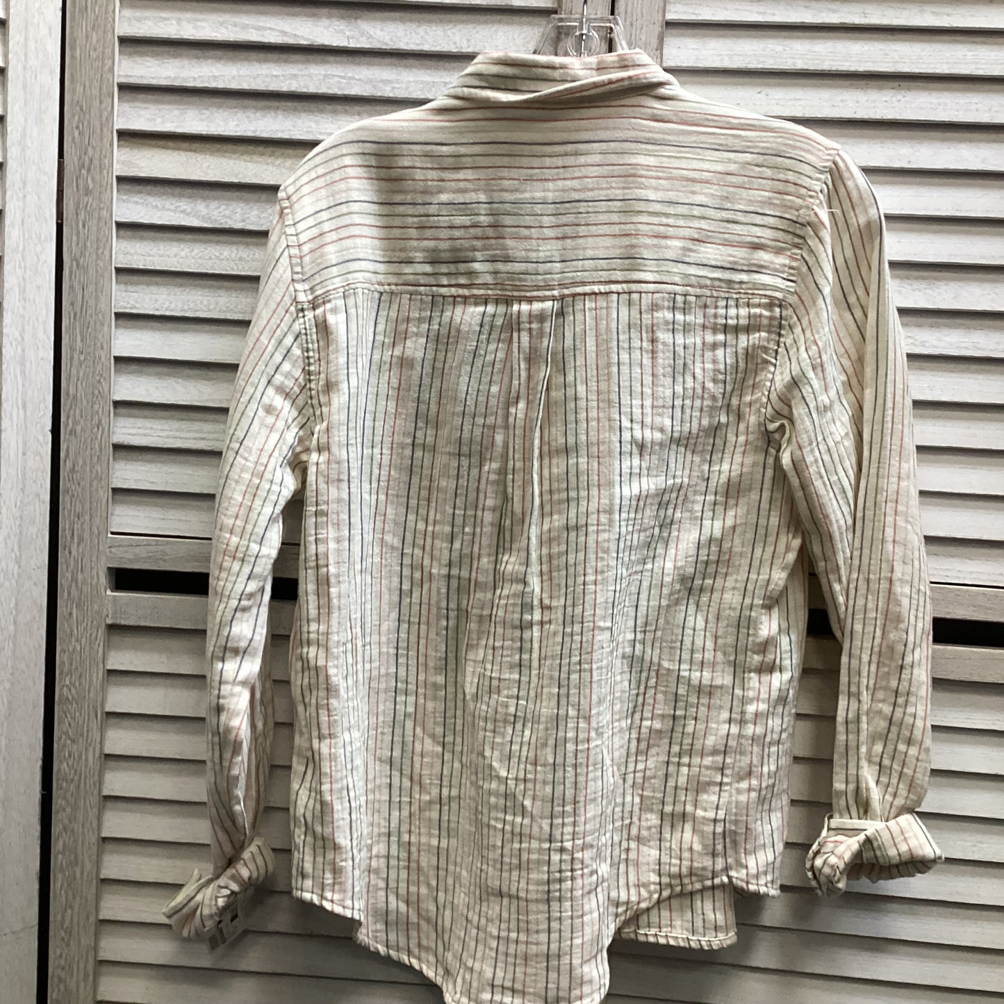 Top Long Sleeve By Universal Thread In Striped Pattern, Size: Xs