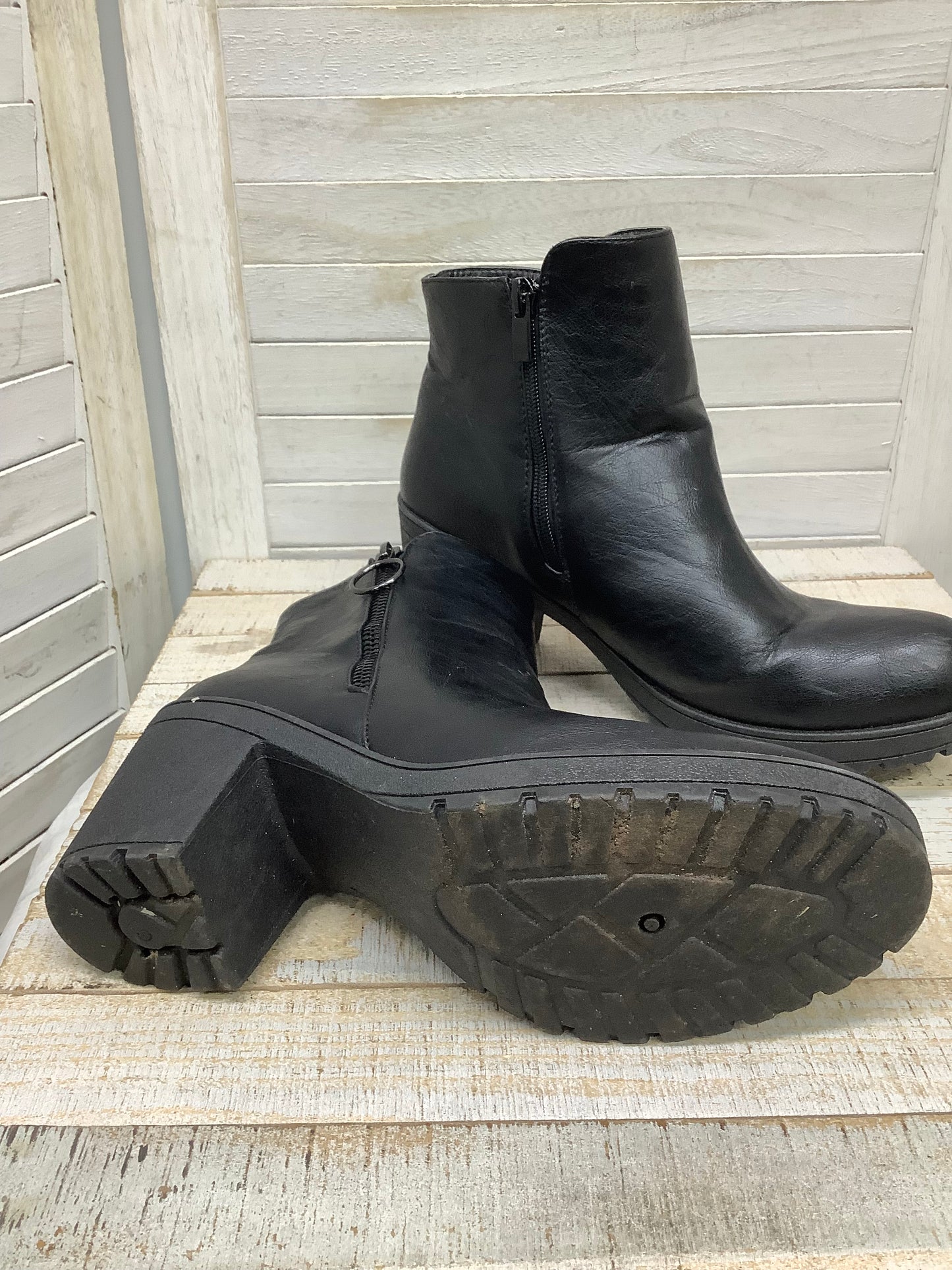 Boots Combat By Forever In Black, Size: 6