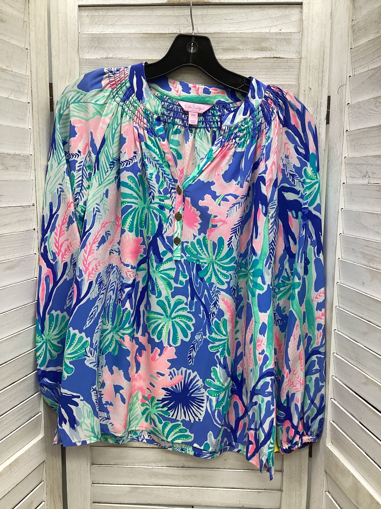 Blouse Long Sleeve By Lilly Pulitzer In Multi-colored, Size: Xxs