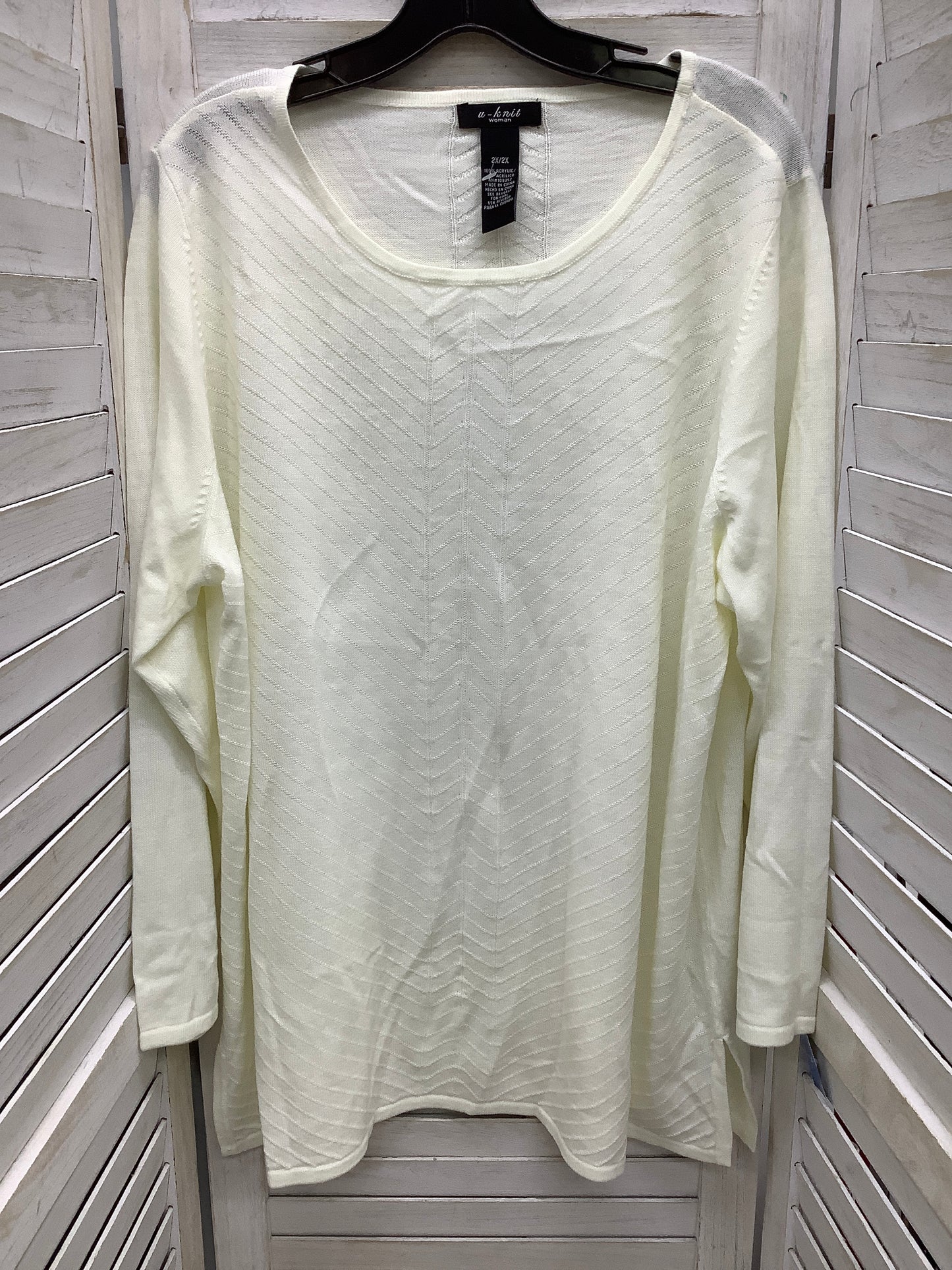 Top Long Sleeve By Clothes Mentor In Ivory, Size: 2x