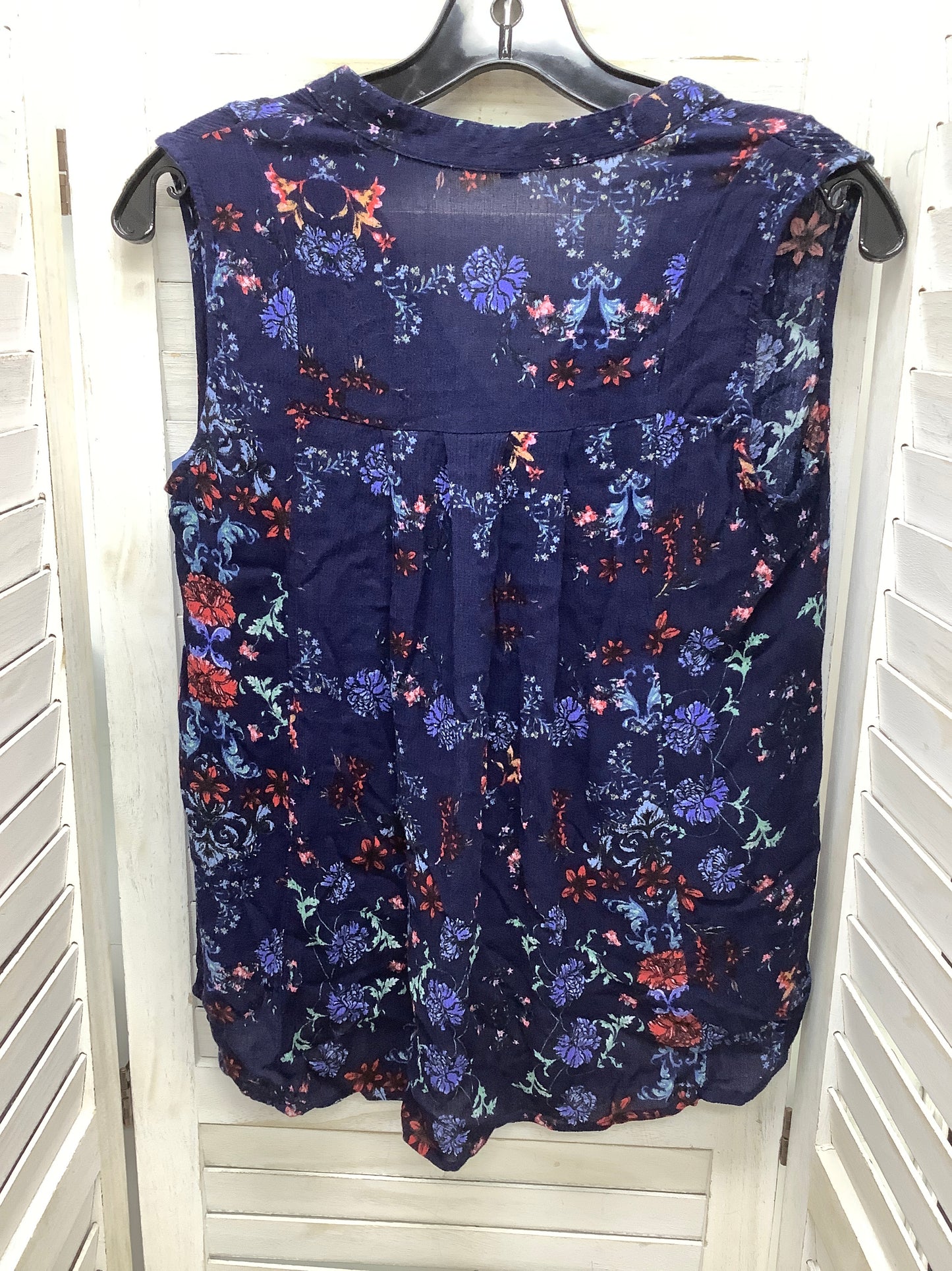 Top Sleeveless By Clothes Mentor In Floral Print, Size: S