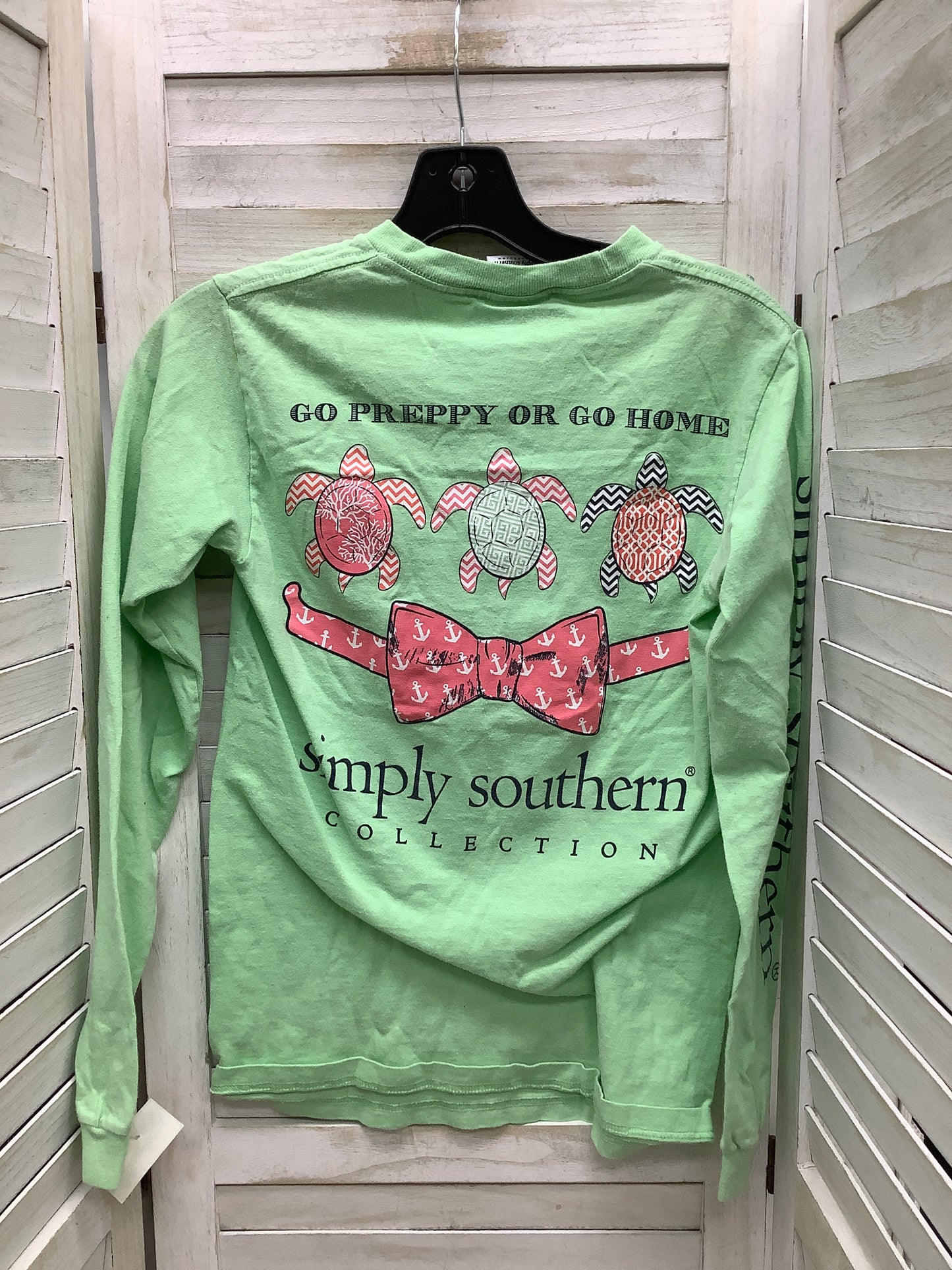 Top Long Sleeve By Simply Southern In Green, Size: Xs