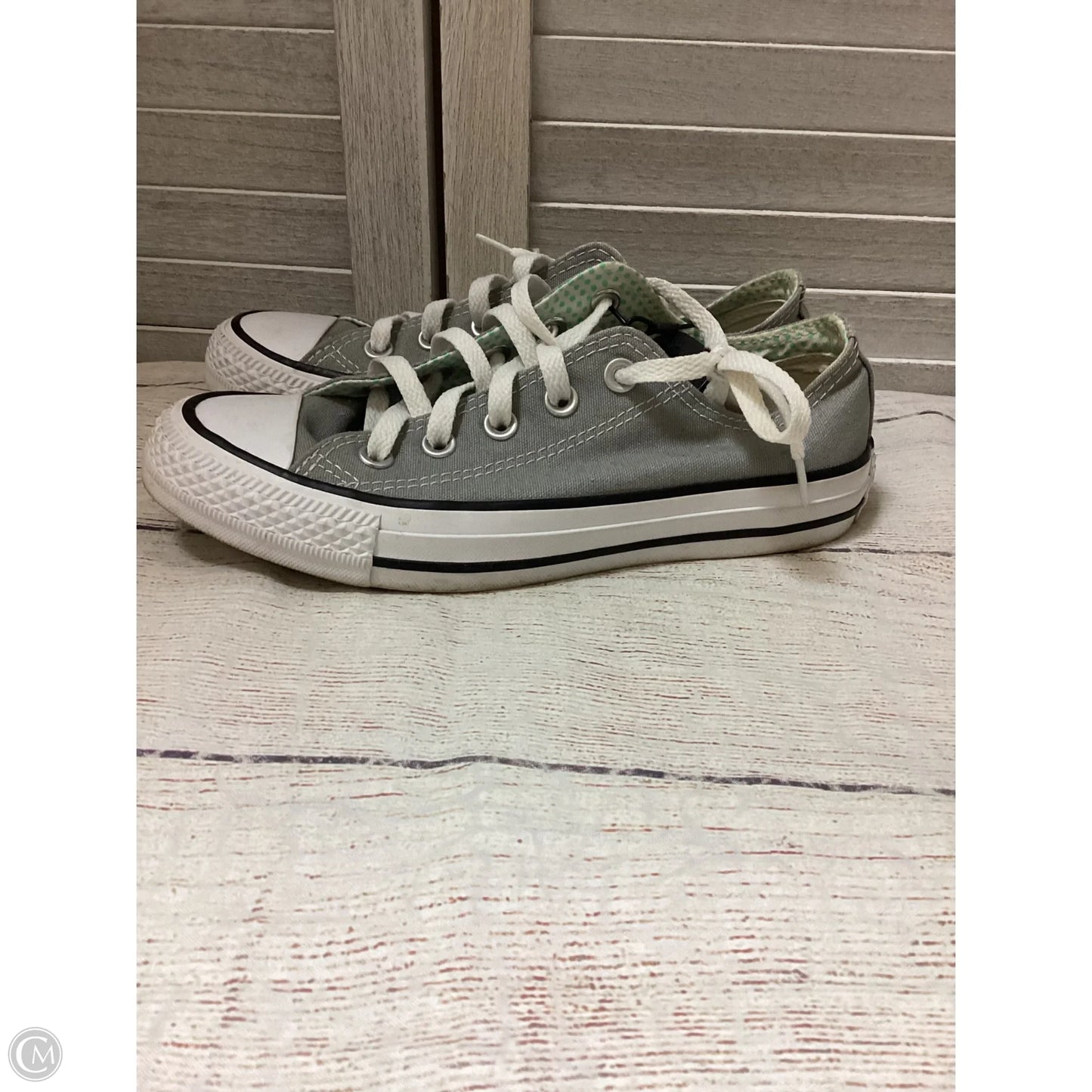 Shoes Flats By Converse In Grey, Size: 5.5