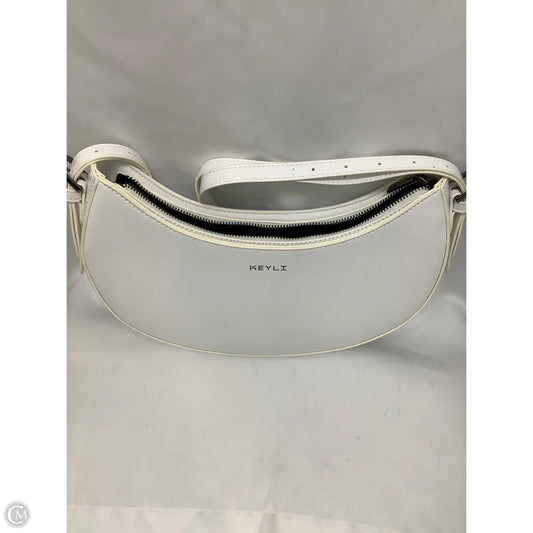 Handbag By Clothes Mentor, Size: Medium