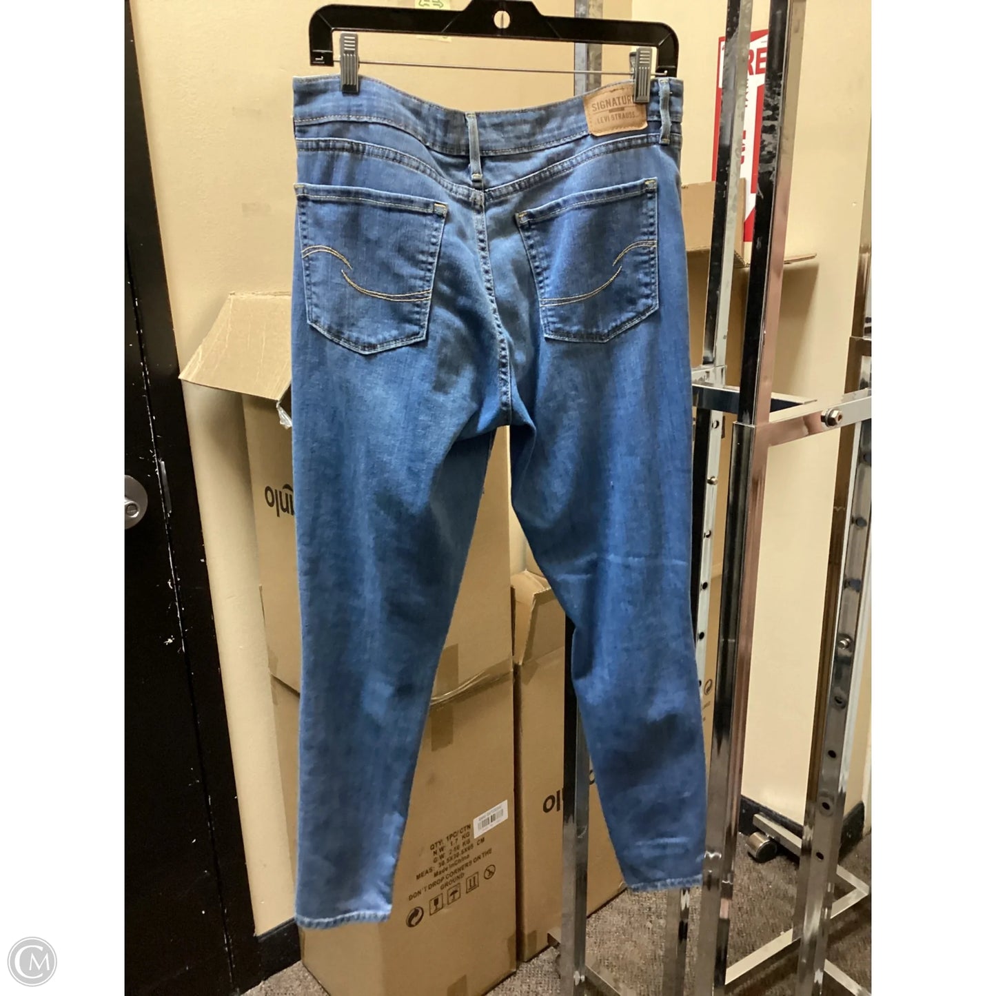 Jeans Skinny By Levis In Blue Denim, Size: 10