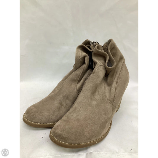 Boots Ankle Heels By Dolce Vita In Beige, Size: 7.5